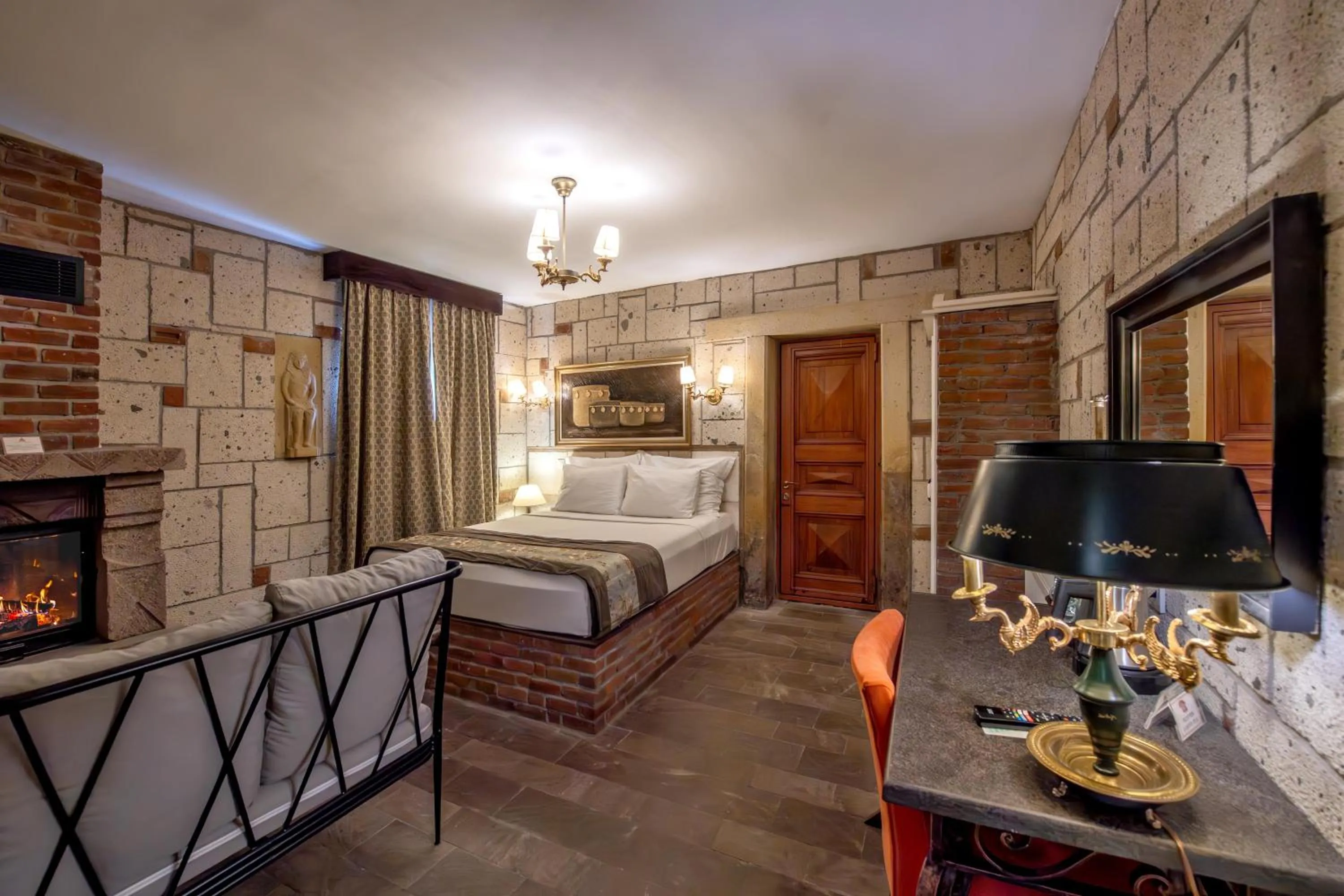 Bed in Wineport Lodge Agva Riverside Hotel & Winery