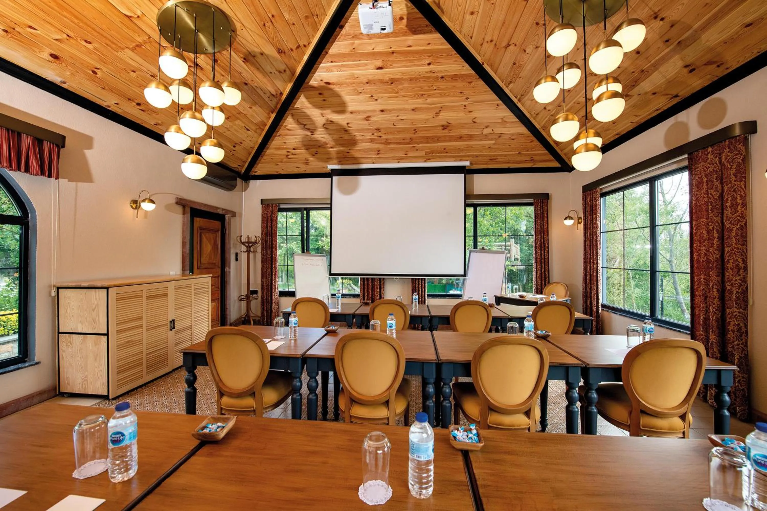 Meeting/conference room in Wineport Lodge Agva Riverside Hotel & Winery