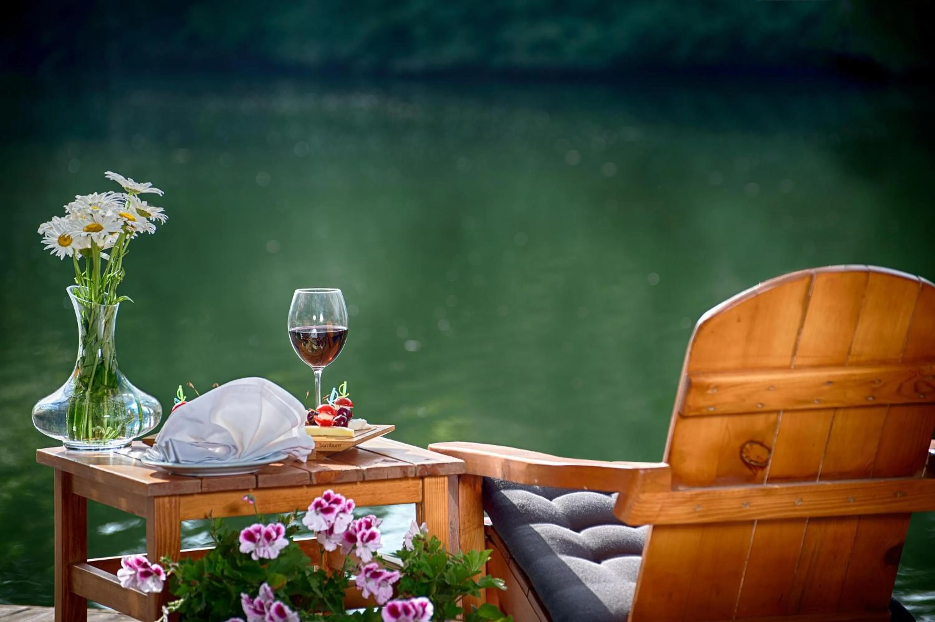 Natural landscape in Wineport Lodge Agva Riverside Hotel & Winery