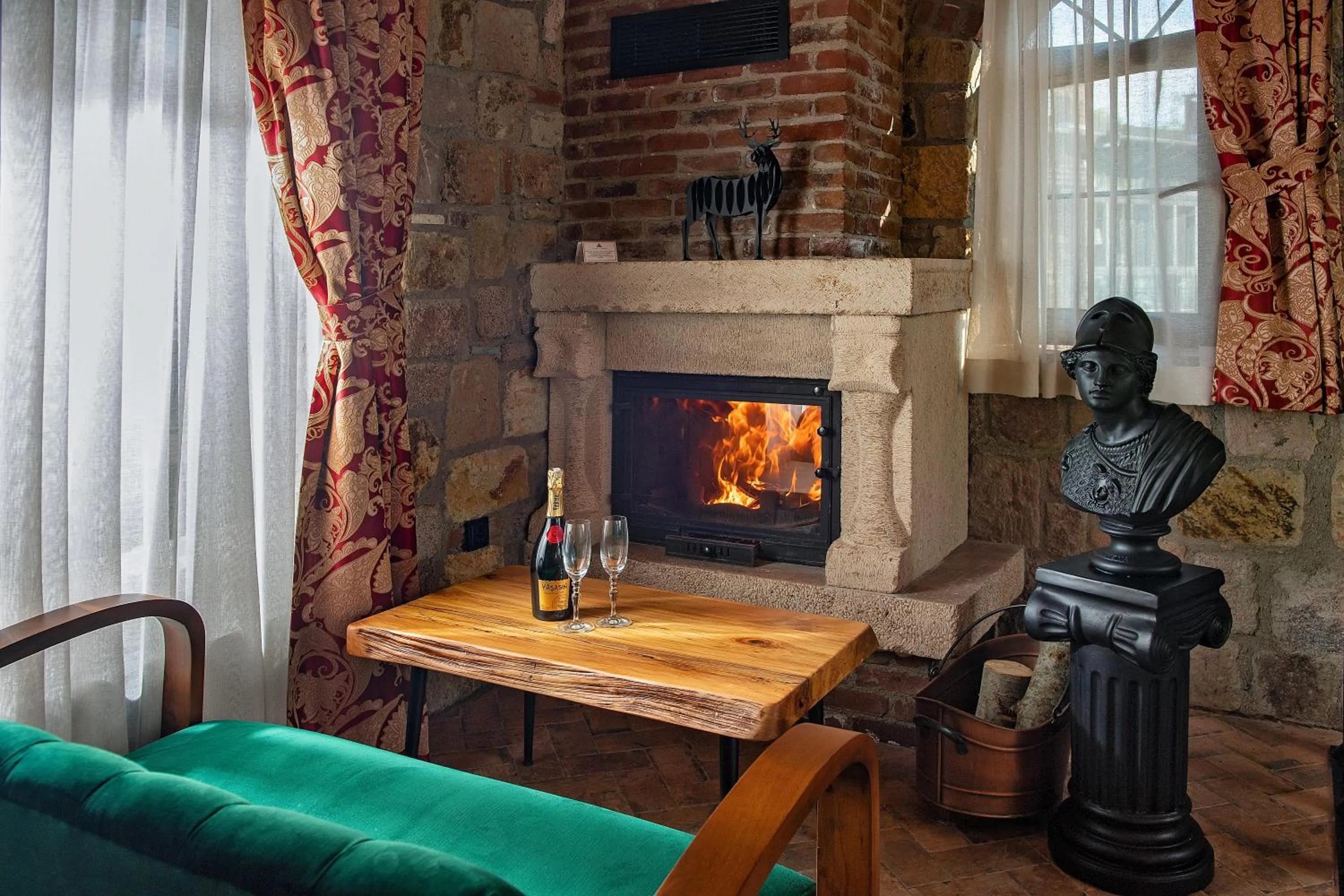 Bed in Wineport Lodge Agva Riverside Hotel & Winery