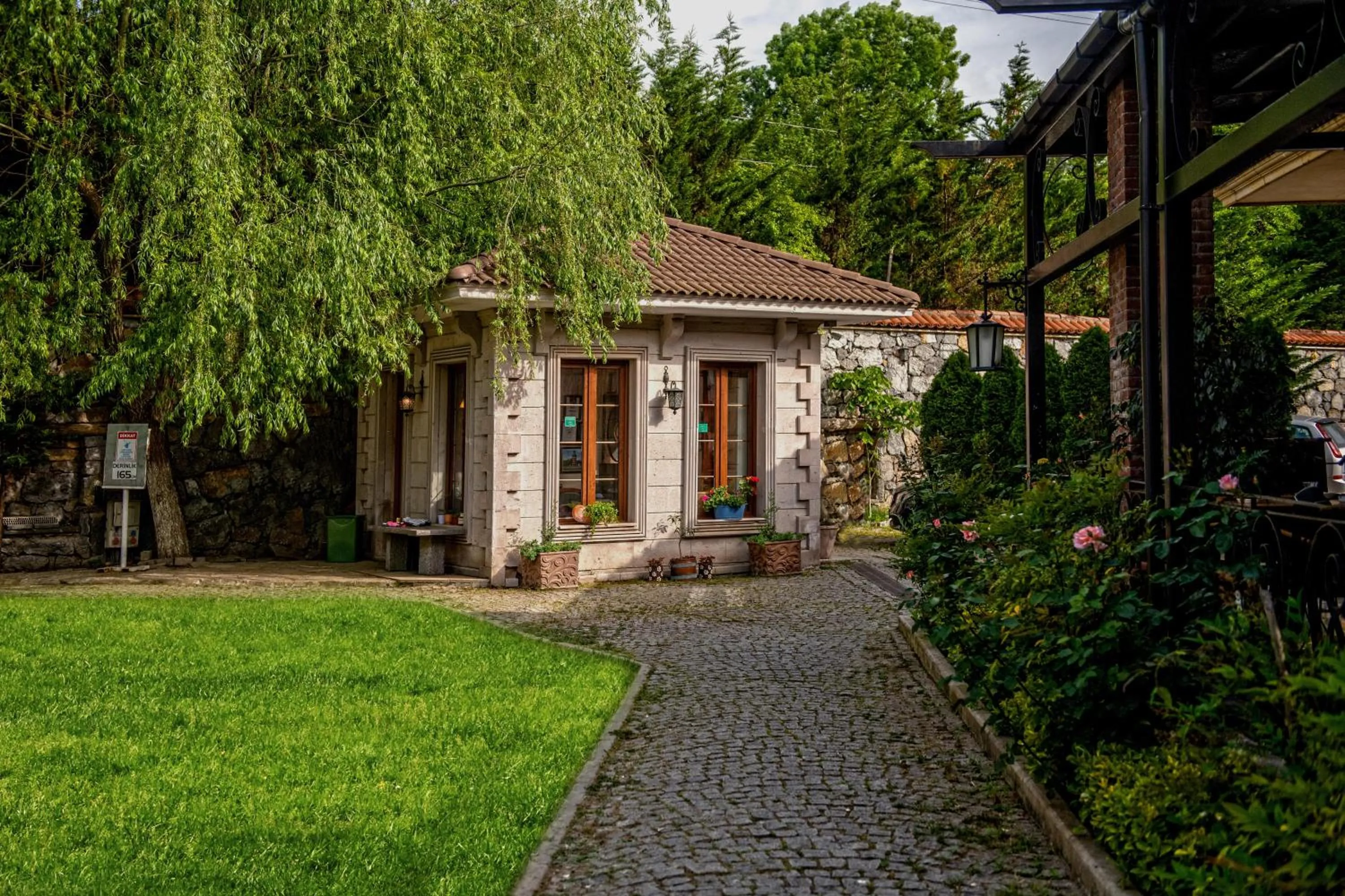 Property building in Wineport Lodge Agva Riverside Hotel & Winery