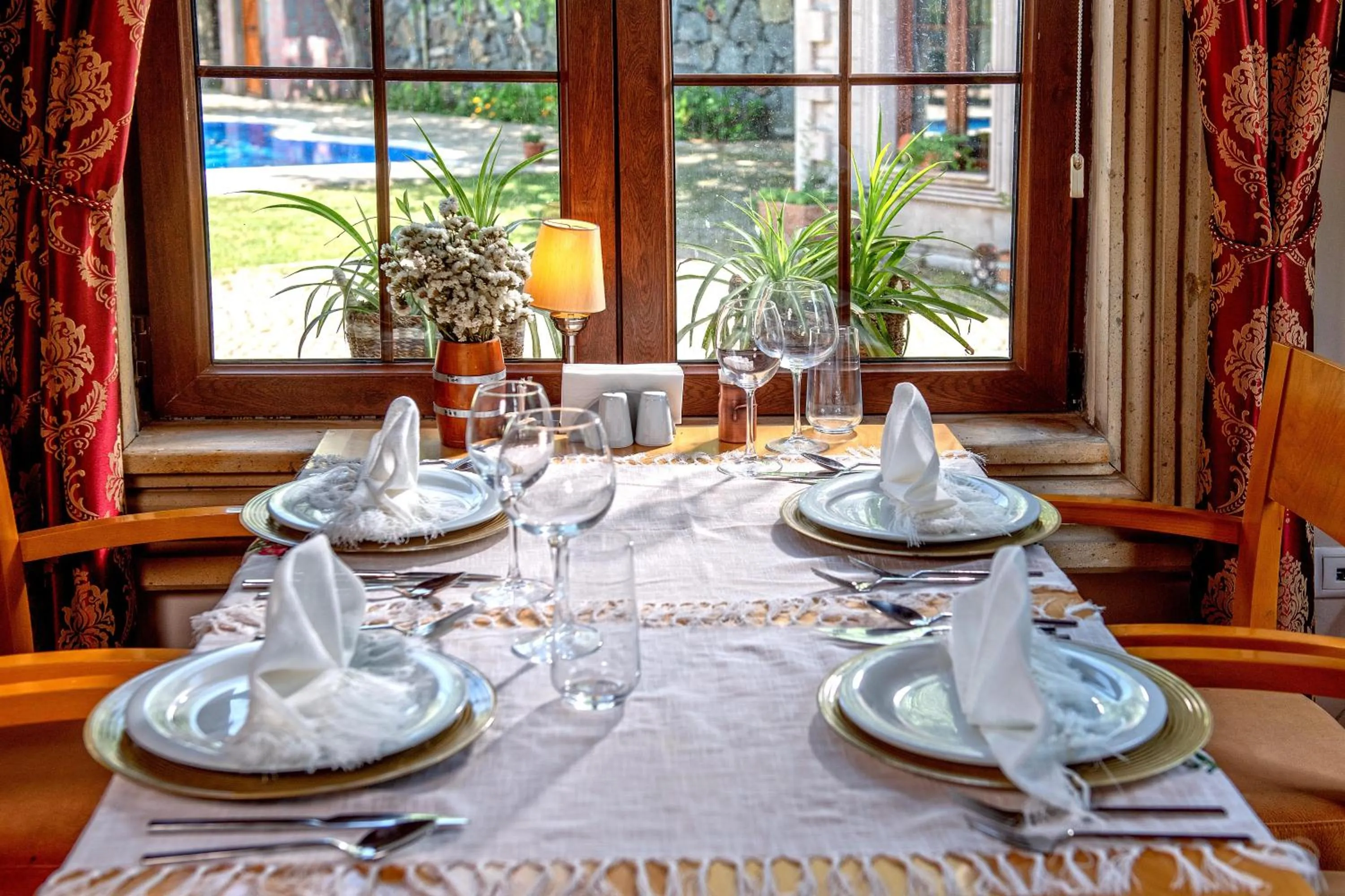 Restaurant/places to eat in Wineport Lodge Agva Riverside Hotel & Winery