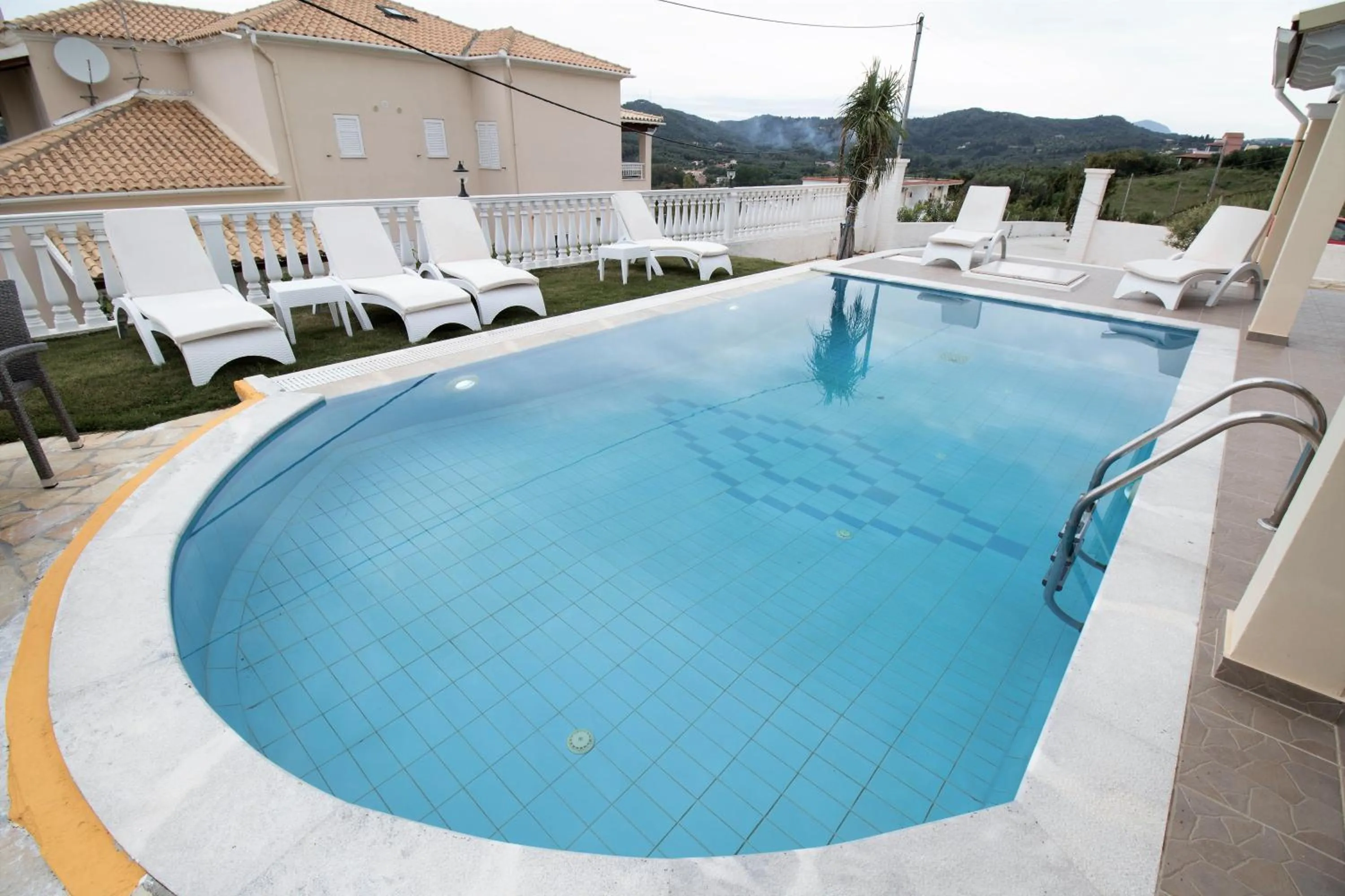 Villa with Private Pool in Villa de la Mer