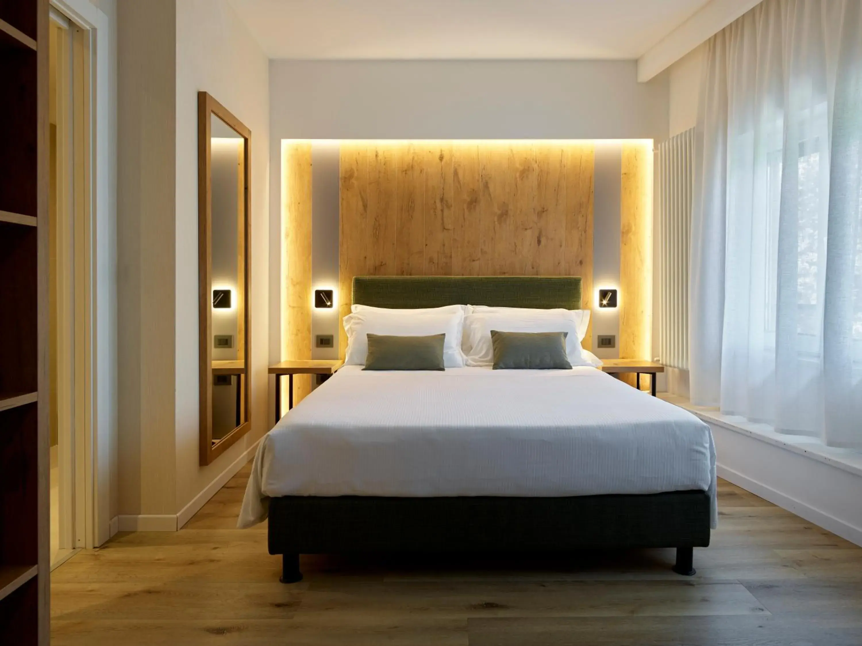 Standard Double or Twin Room - single occupancy in Hotel America Standard Double or Twin Room - single occupancy in Hotel America