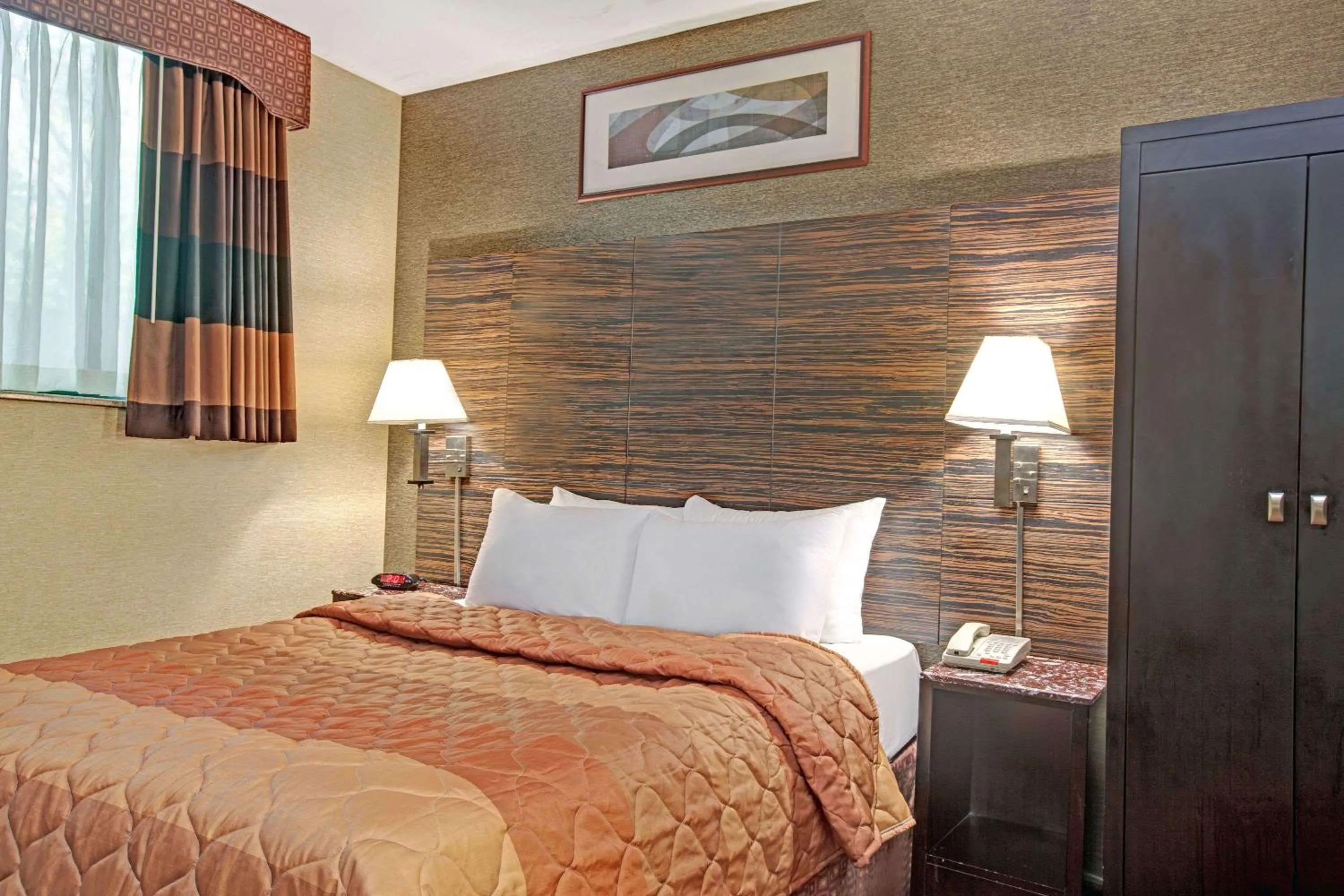 Photo of the whole room in Days Inn by Wyndham Brooklyn