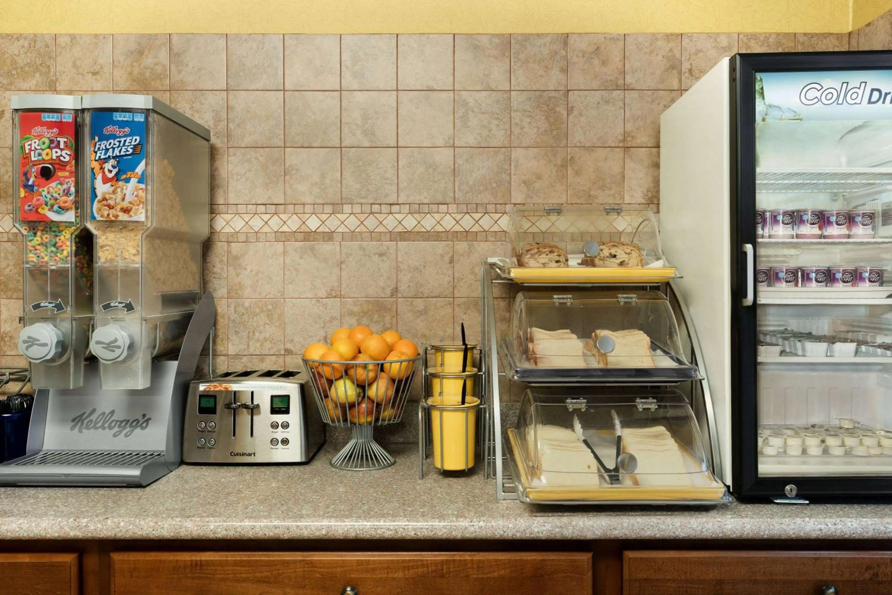 Restaurant/places to eat in Days Inn by Wyndham Brooklyn