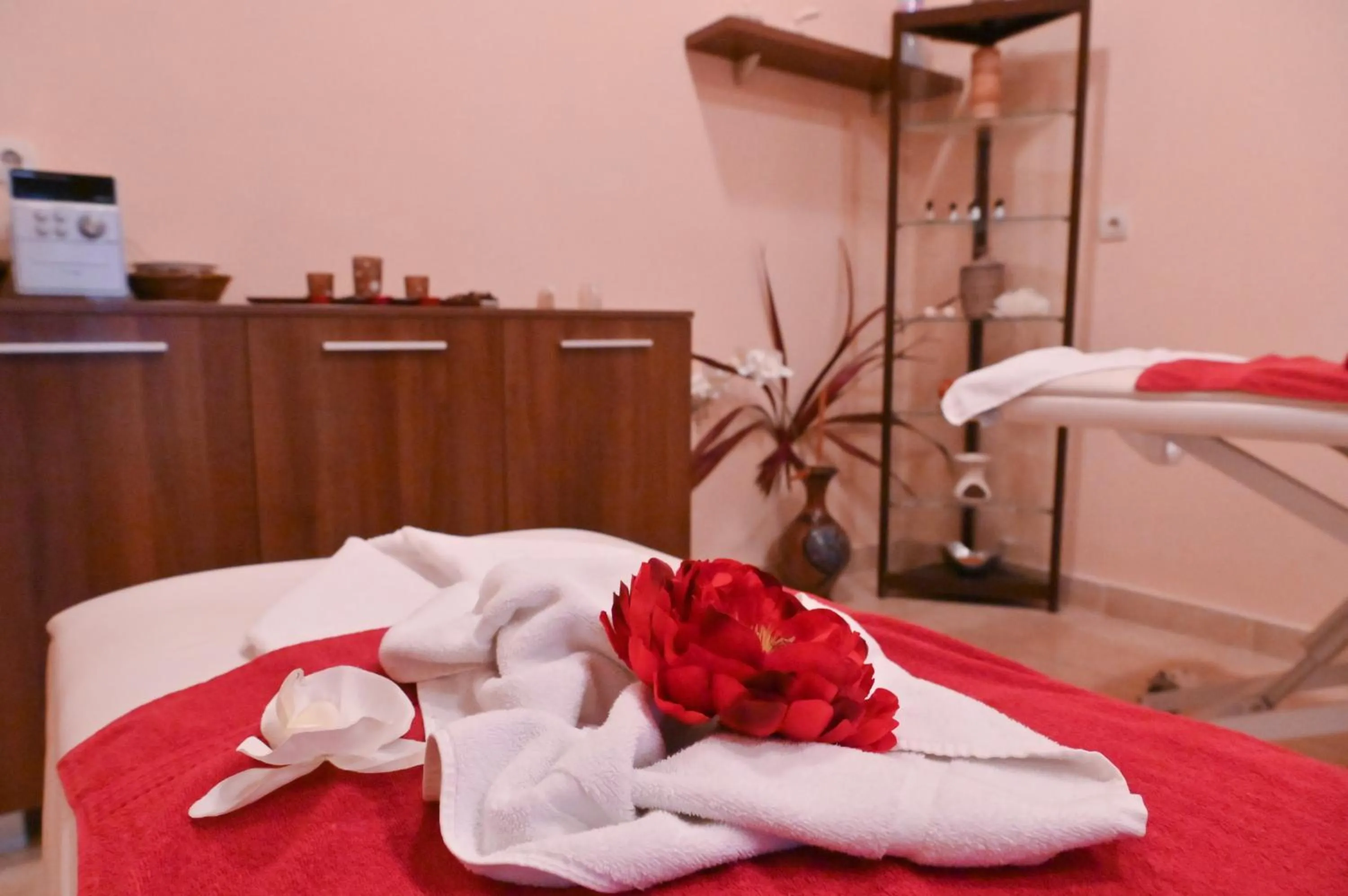 Property building, Bed in Apart Hotel Orbilux