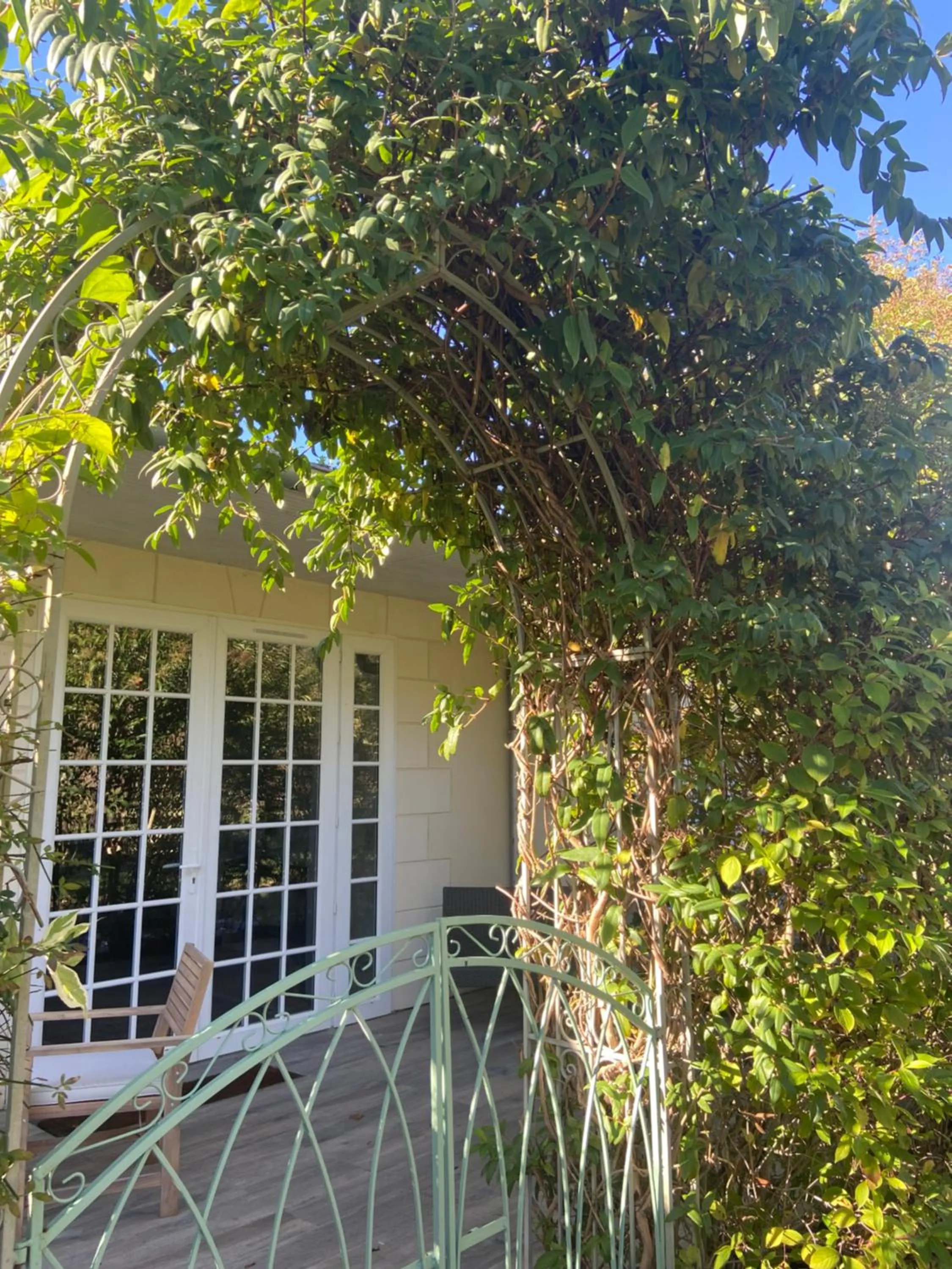 Property building in Chateau De Fere