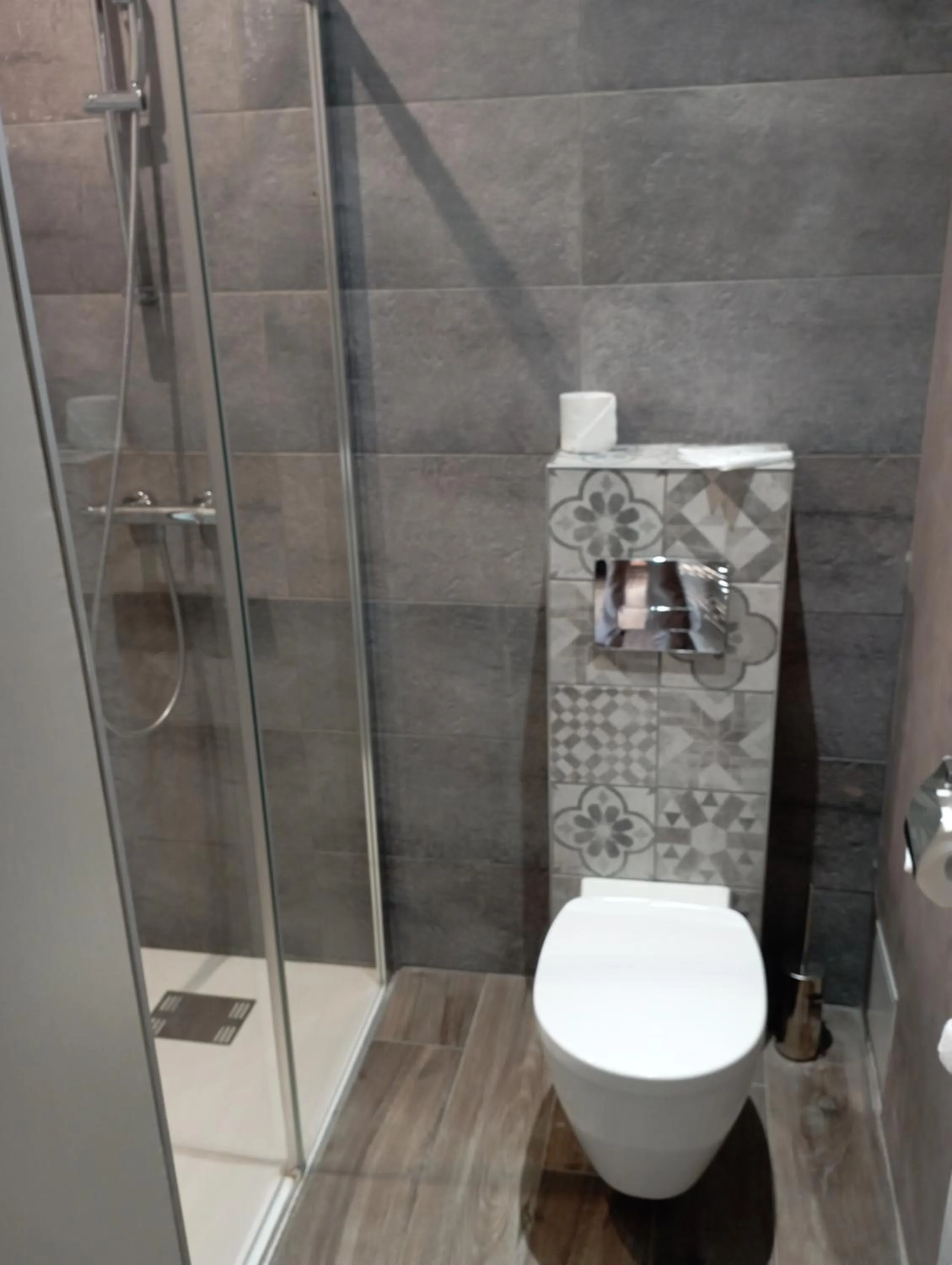 Shower in Chateau De Fere