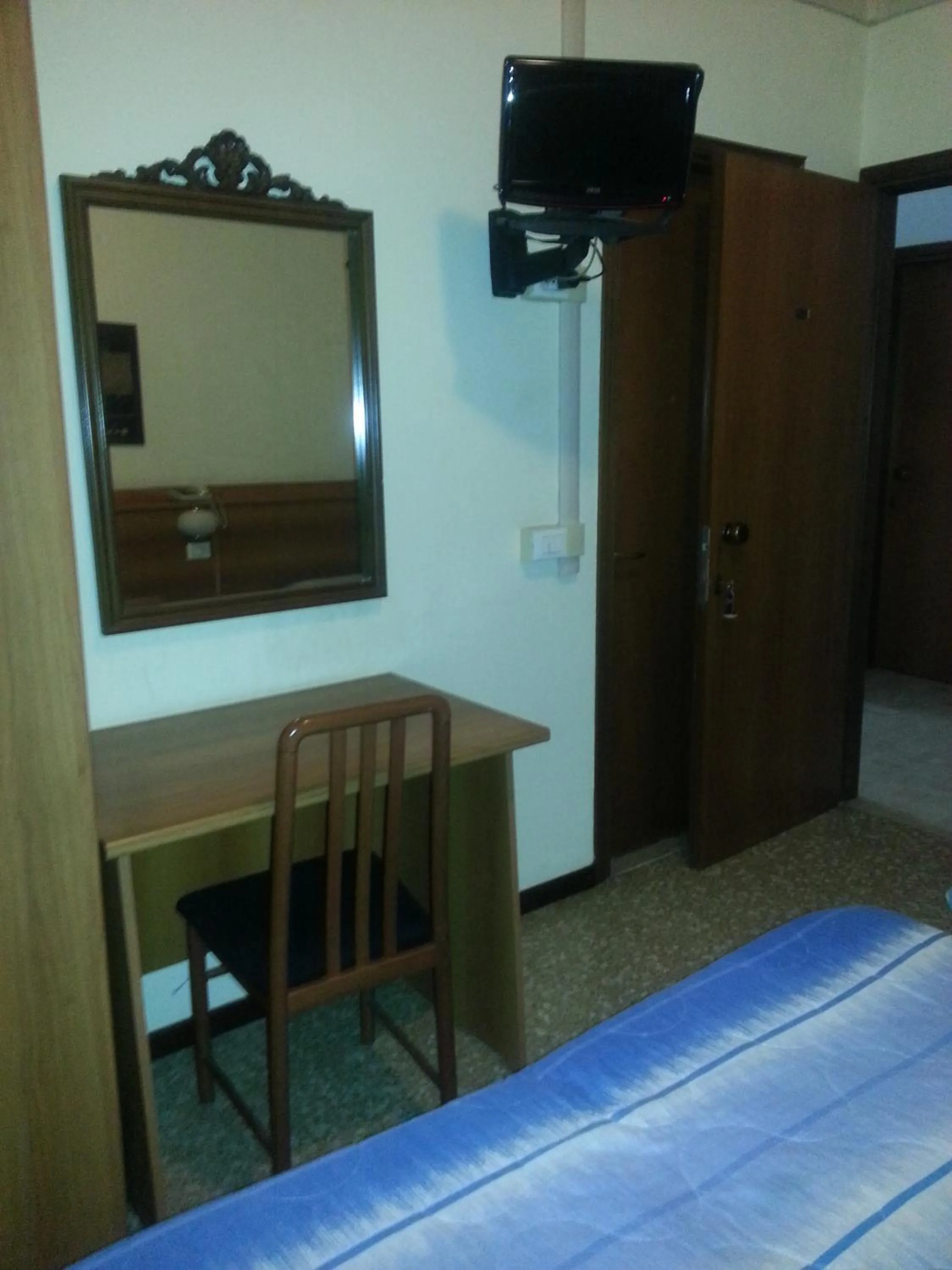 Decorative detail in Hotel Lombardia