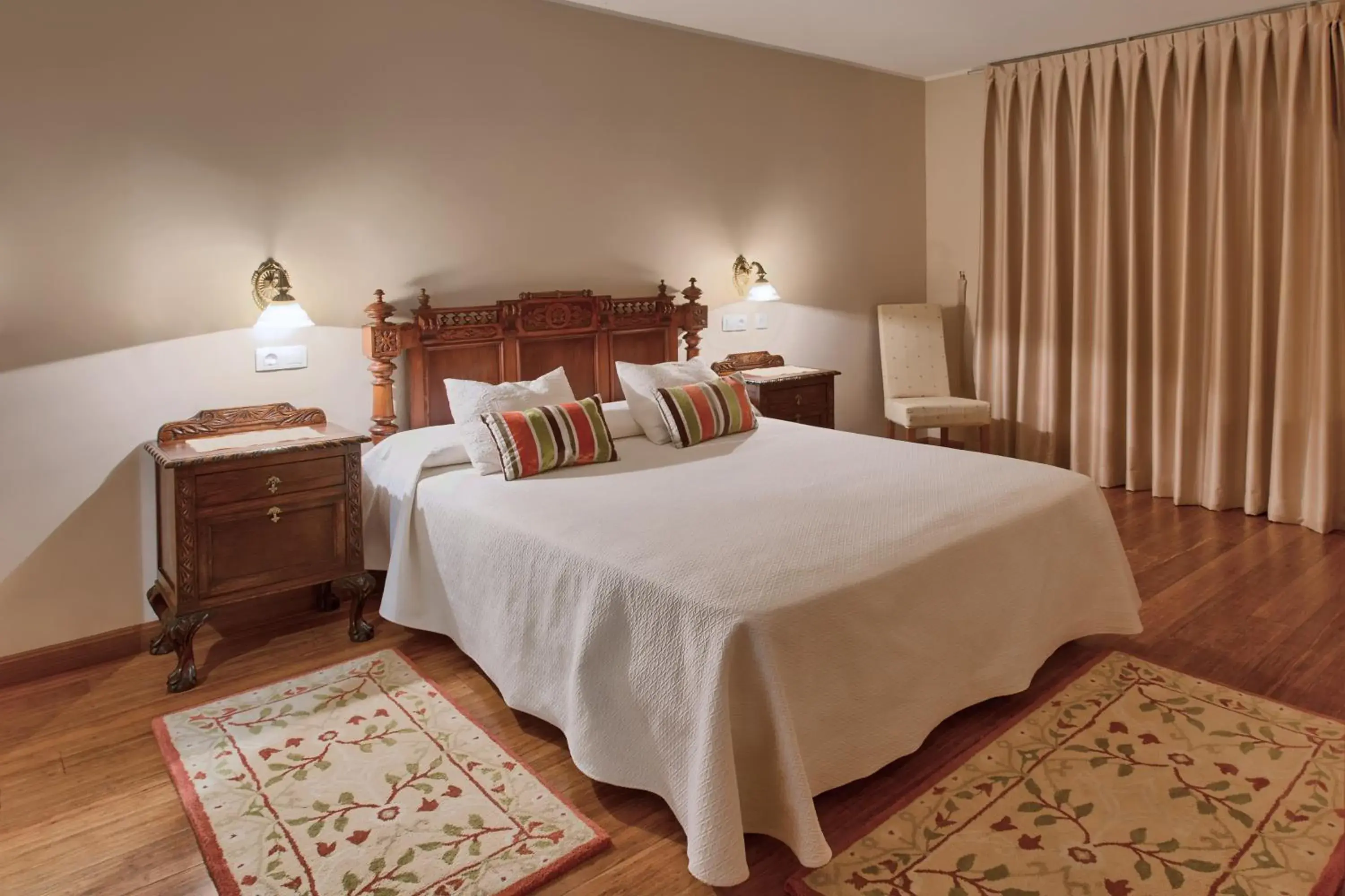 Photo of the whole room, Bed in La Casona de la Roza Photo of the whole room, Bed in La Casona de la Roza
