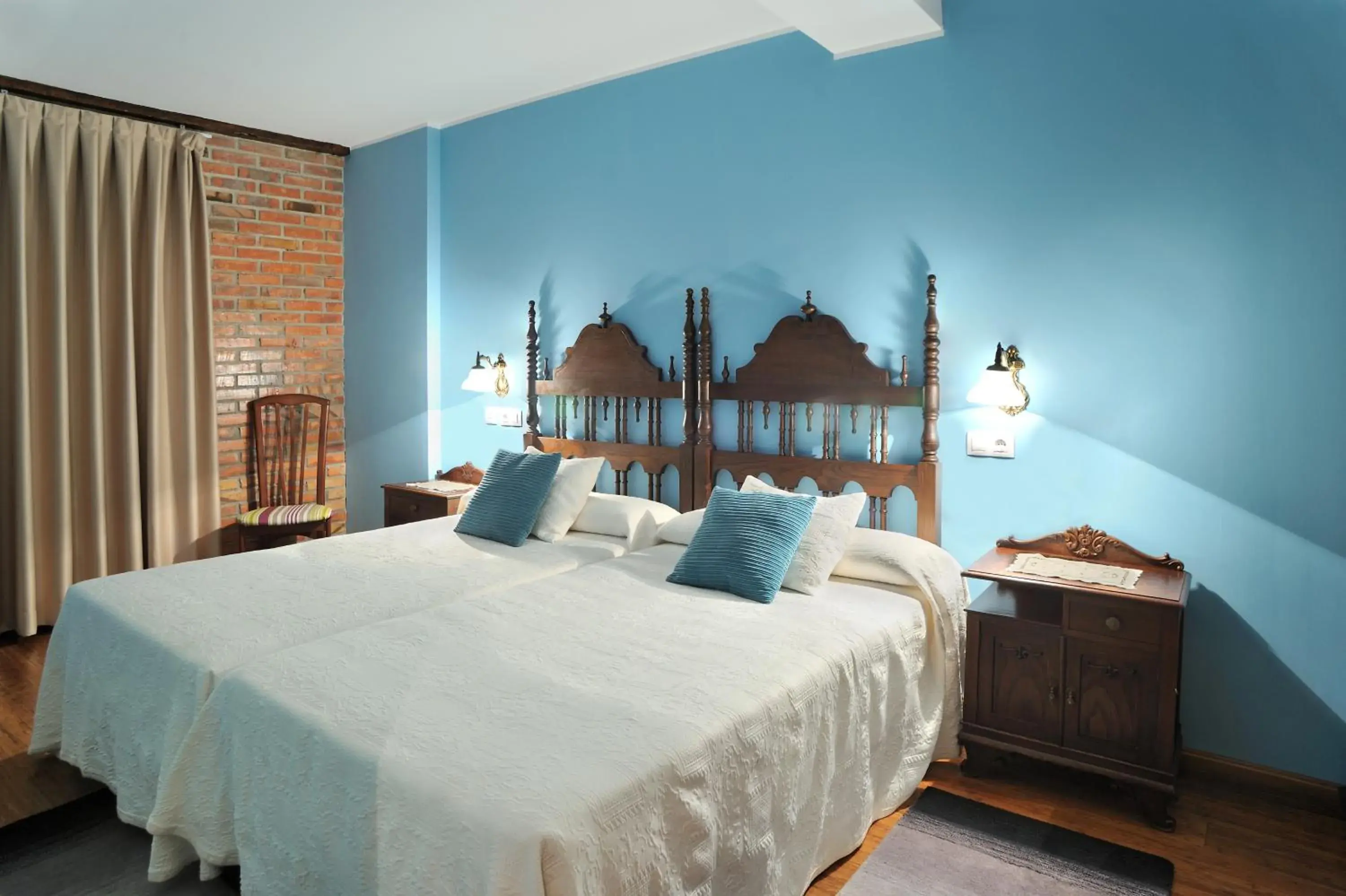 Photo of the whole room, Bed in La Casona de la Roza Photo of the whole room, Bed in La Casona de la Roza