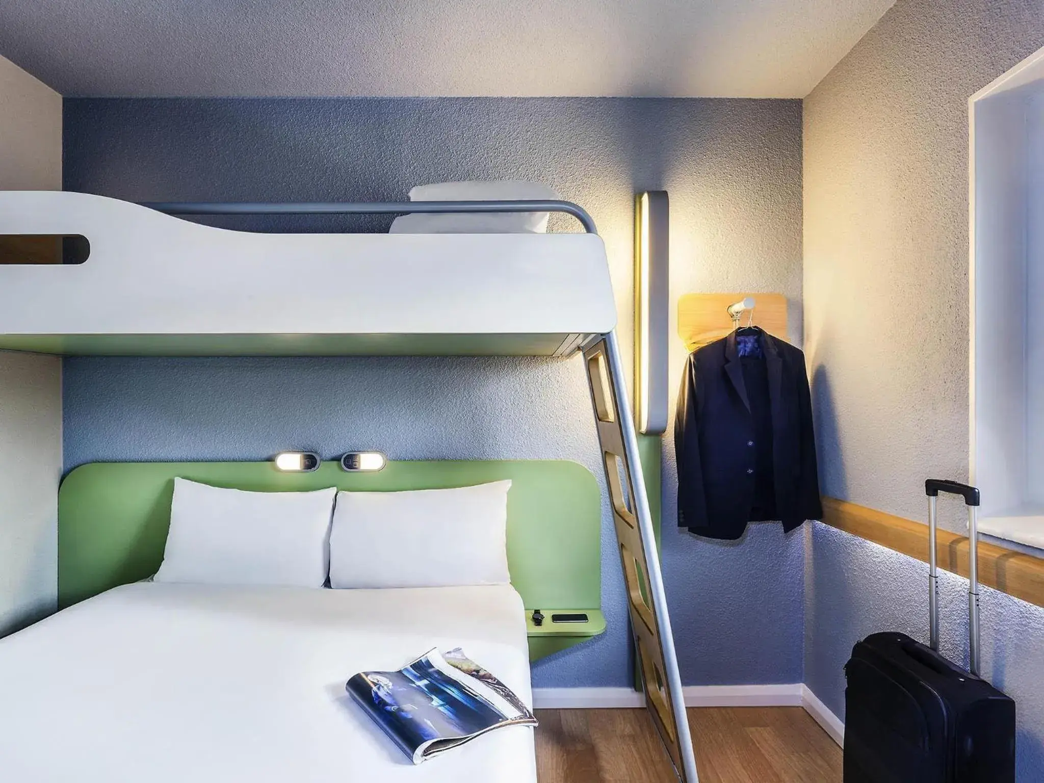 Bedroom, Bed in Ibis Budget Cergy St Christophe Bedroom, Bed in Ibis Budget Cergy St Christophe