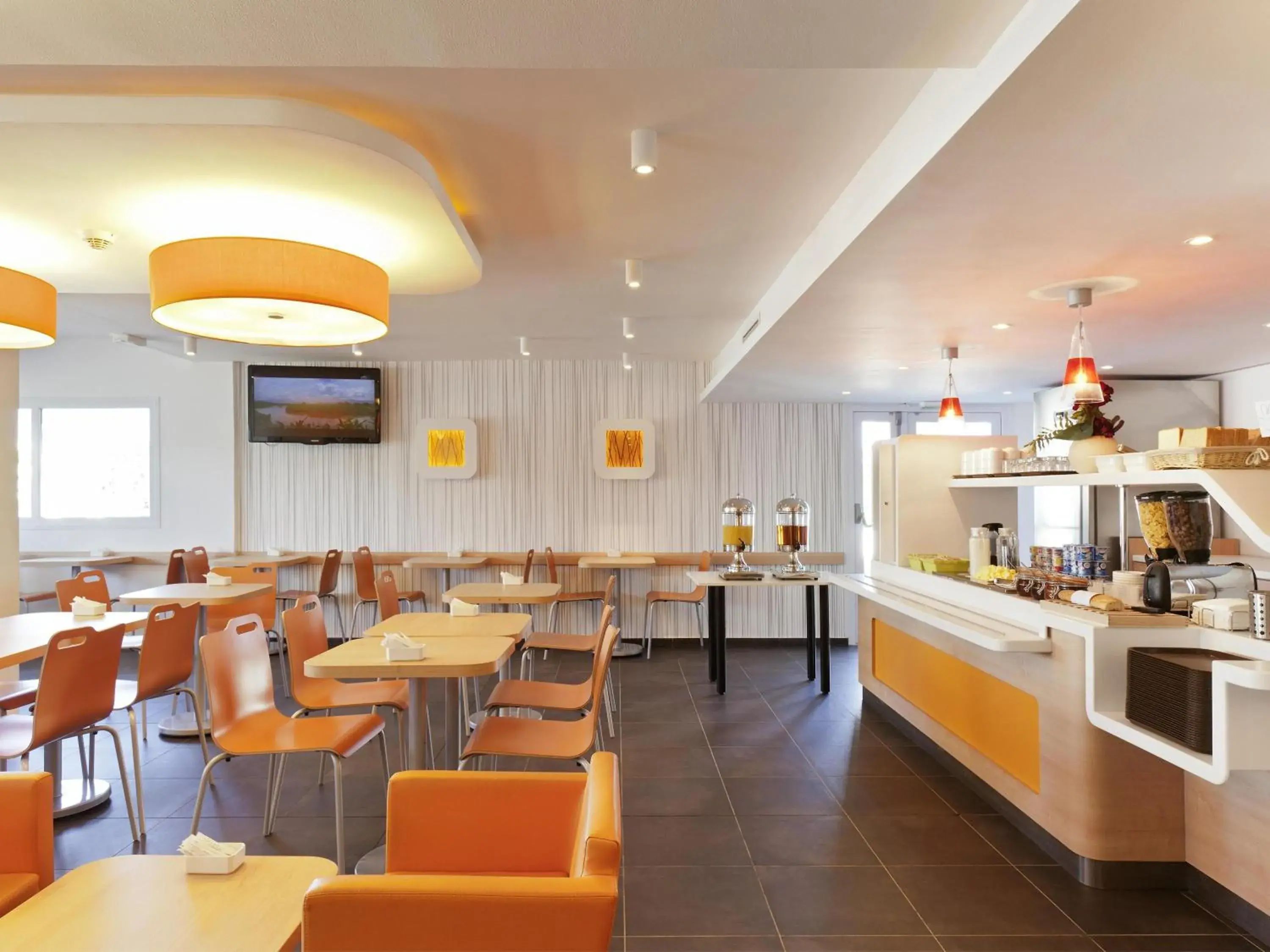 Breakfast in Ibis Budget Cergy St Christophe Breakfast in Ibis Budget Cergy St Christophe