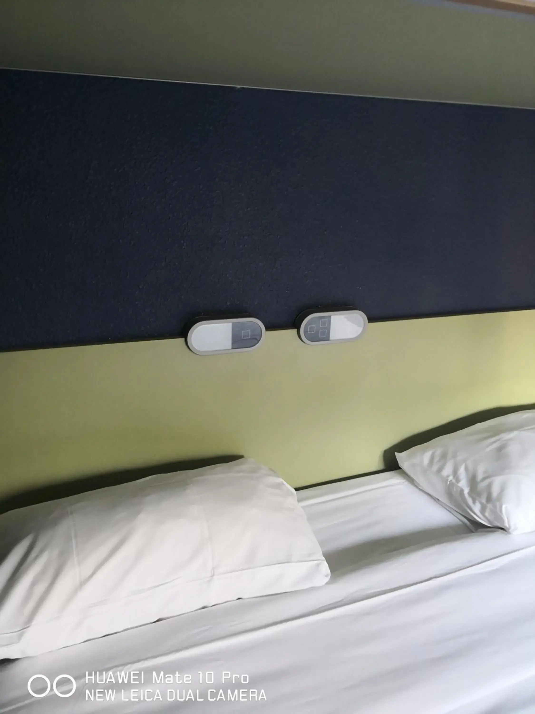 Bed in Ibis Budget Cergy St Christophe