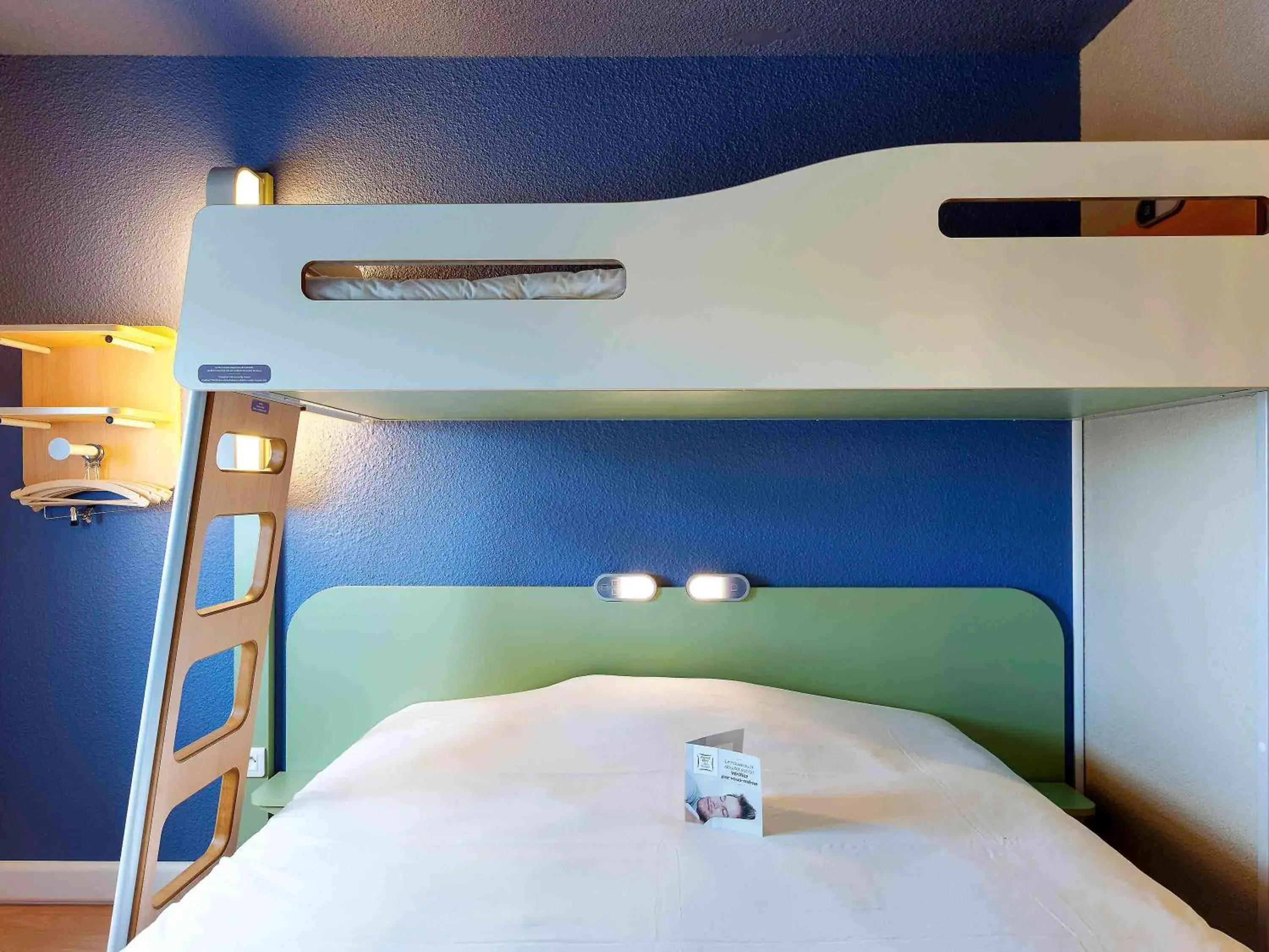 Photo of the whole room, Bunk Bed in Ibis Budget Cergy St Christophe