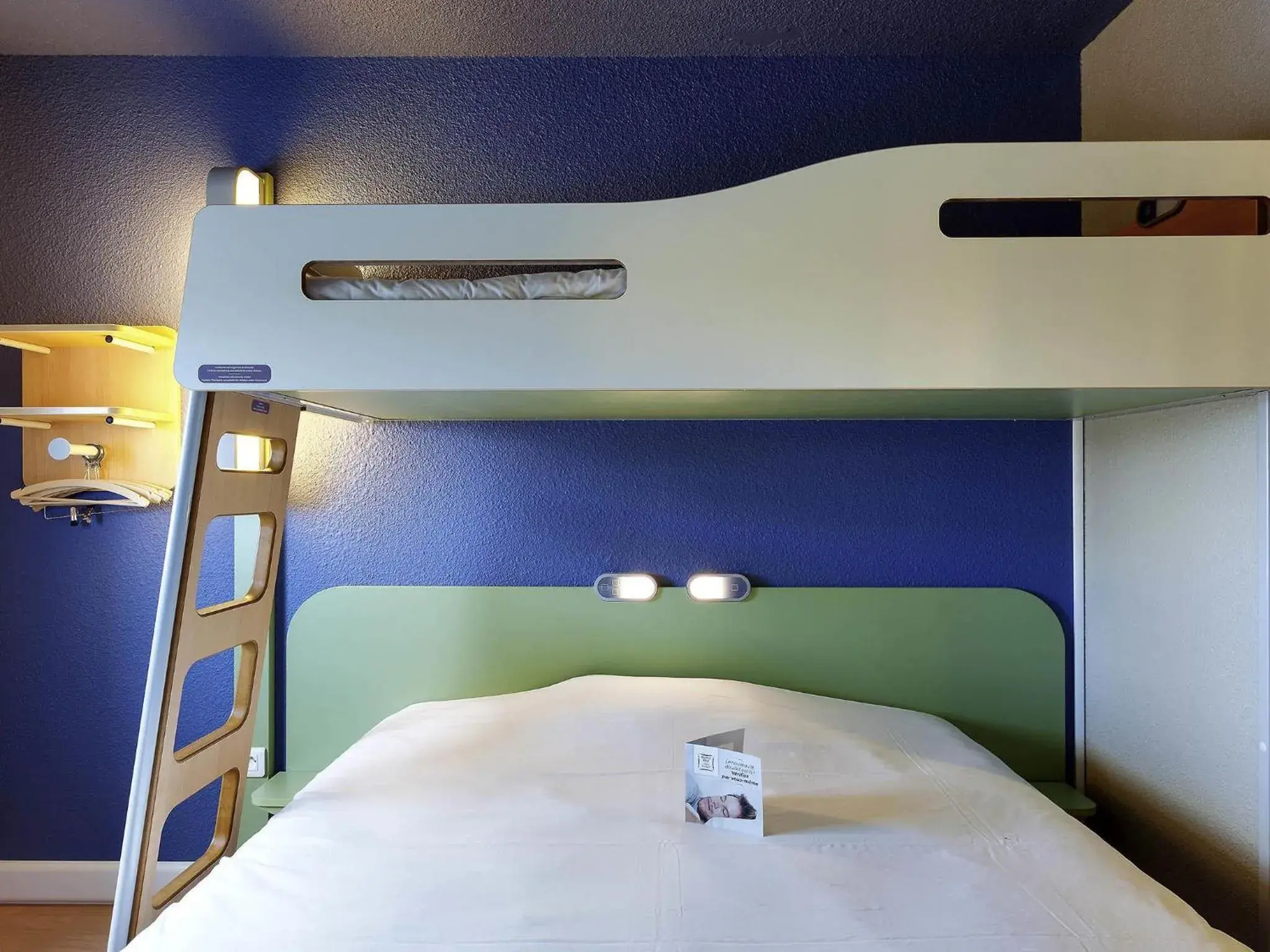 Bedroom, Bed in Ibis Budget Cergy St Christophe Bedroom, Bed in Ibis Budget Cergy St Christophe