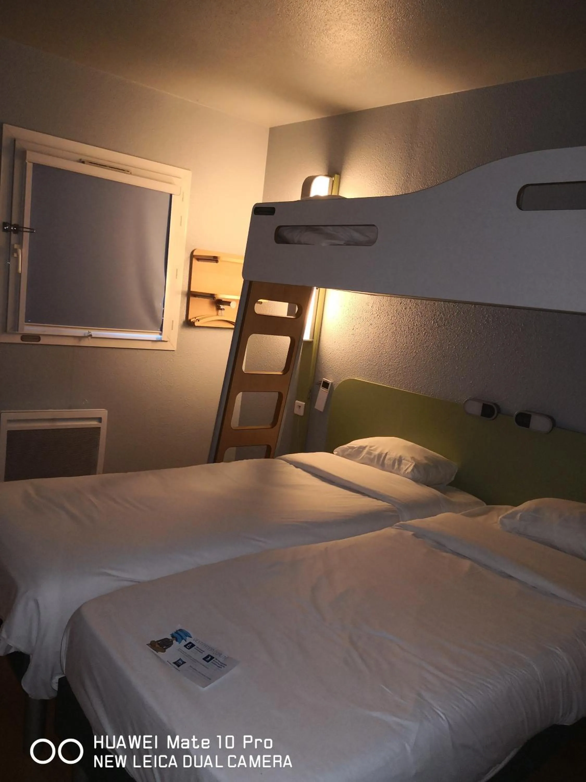 Bedroom, Bed in Ibis Budget Cergy St Christophe