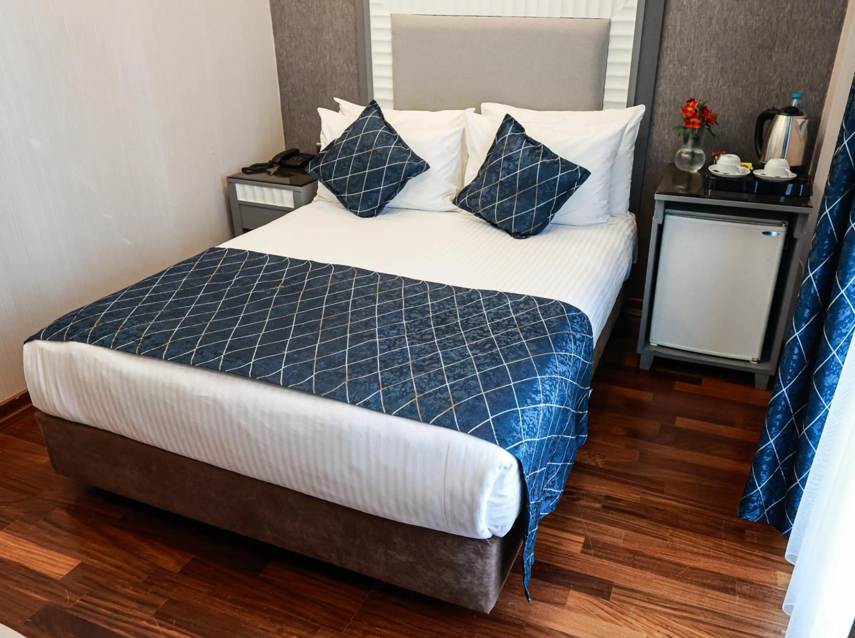 Bed in Nova Plaza Park Hotel