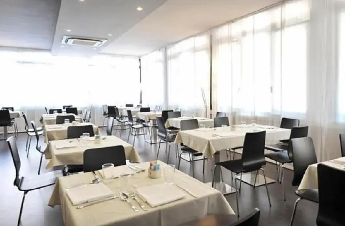Restaurant/places to eat in M14 Hotel & Spa Restaurant/places to eat in M14 Hotel & Spa