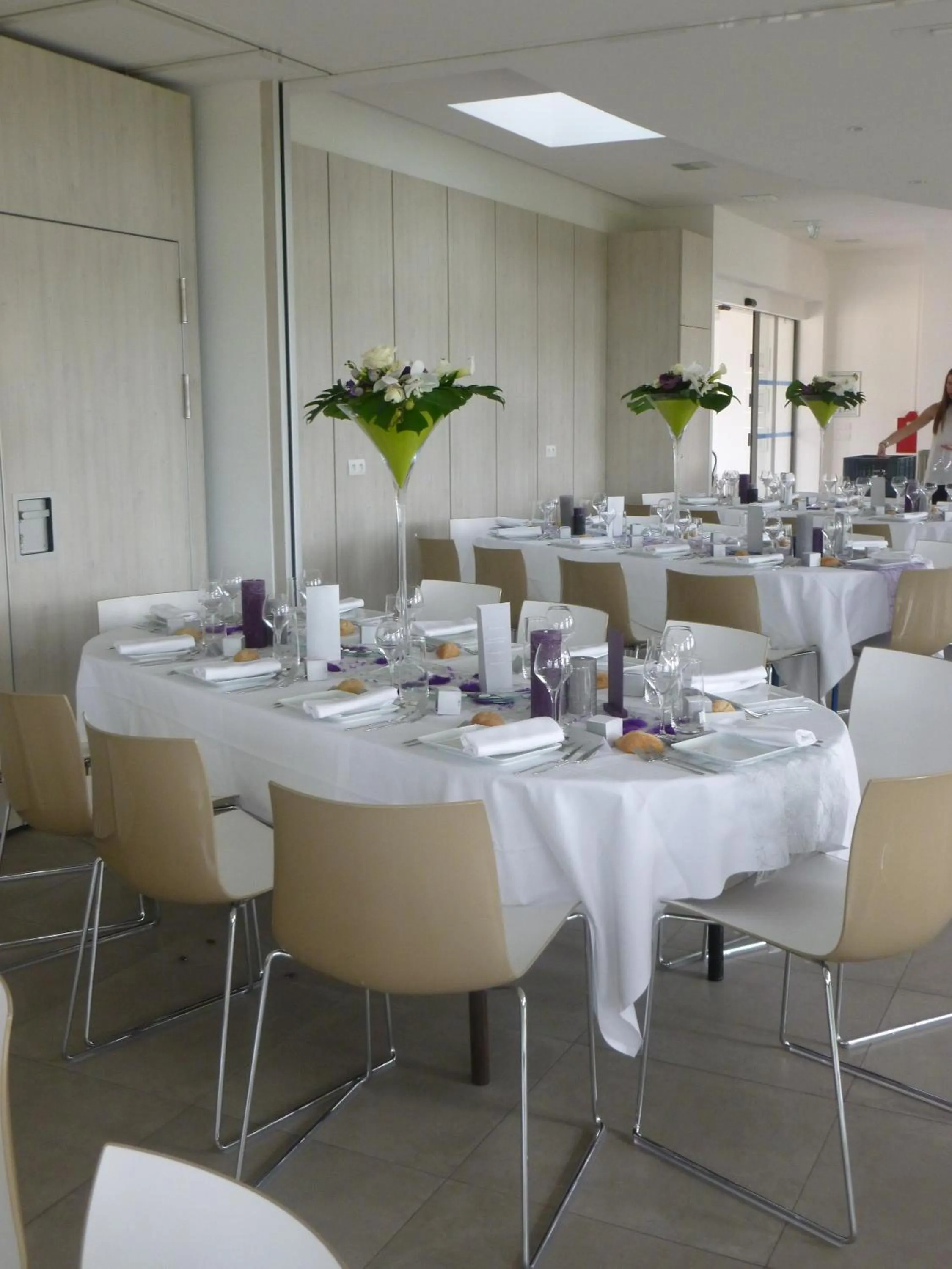 Communal lounge/ TV room in La Pommeraie