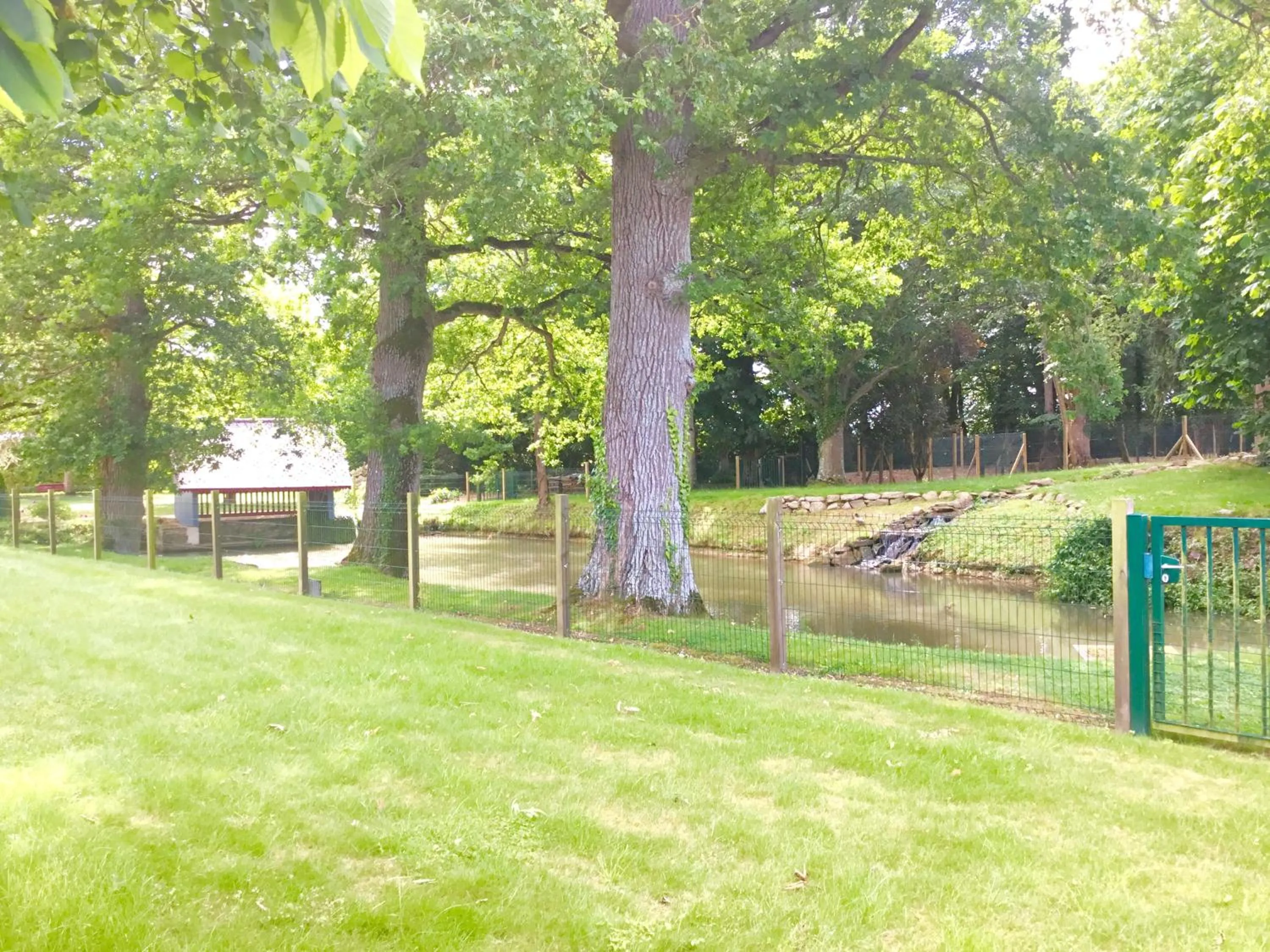 Garden view in La Pommeraie