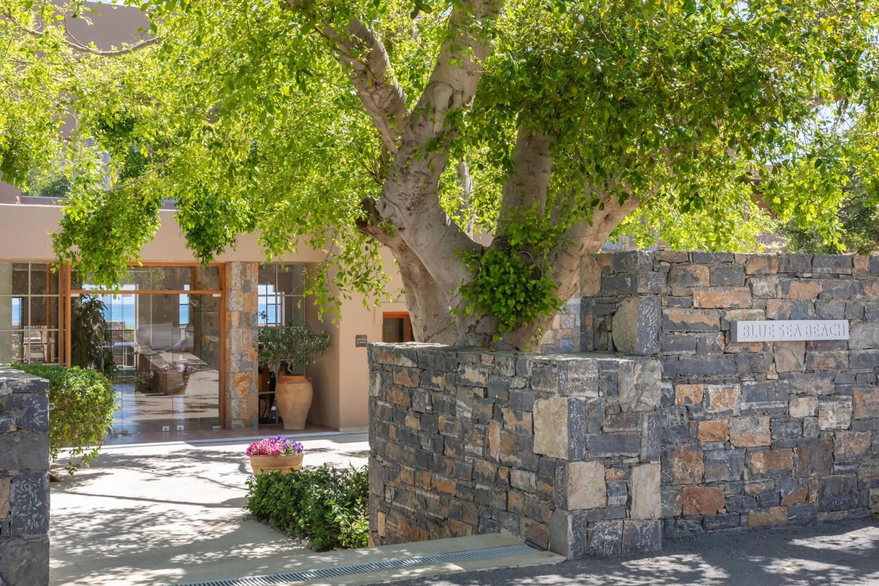 Facade/entrance in Blue Sea Beach Affiliated By Melia