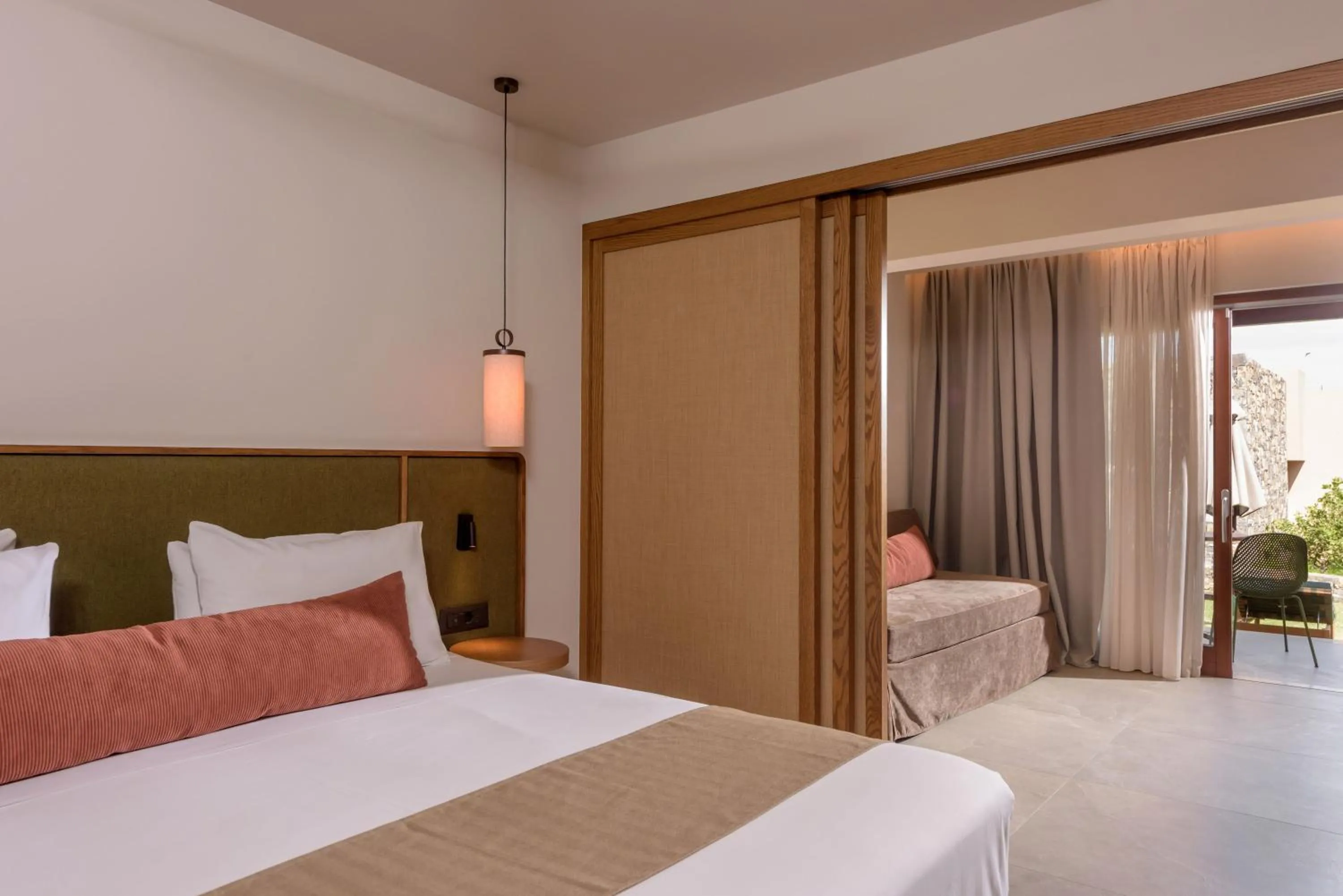 Property building, Bed in Hotel Blue Sea Beach Affiliated by Meliá