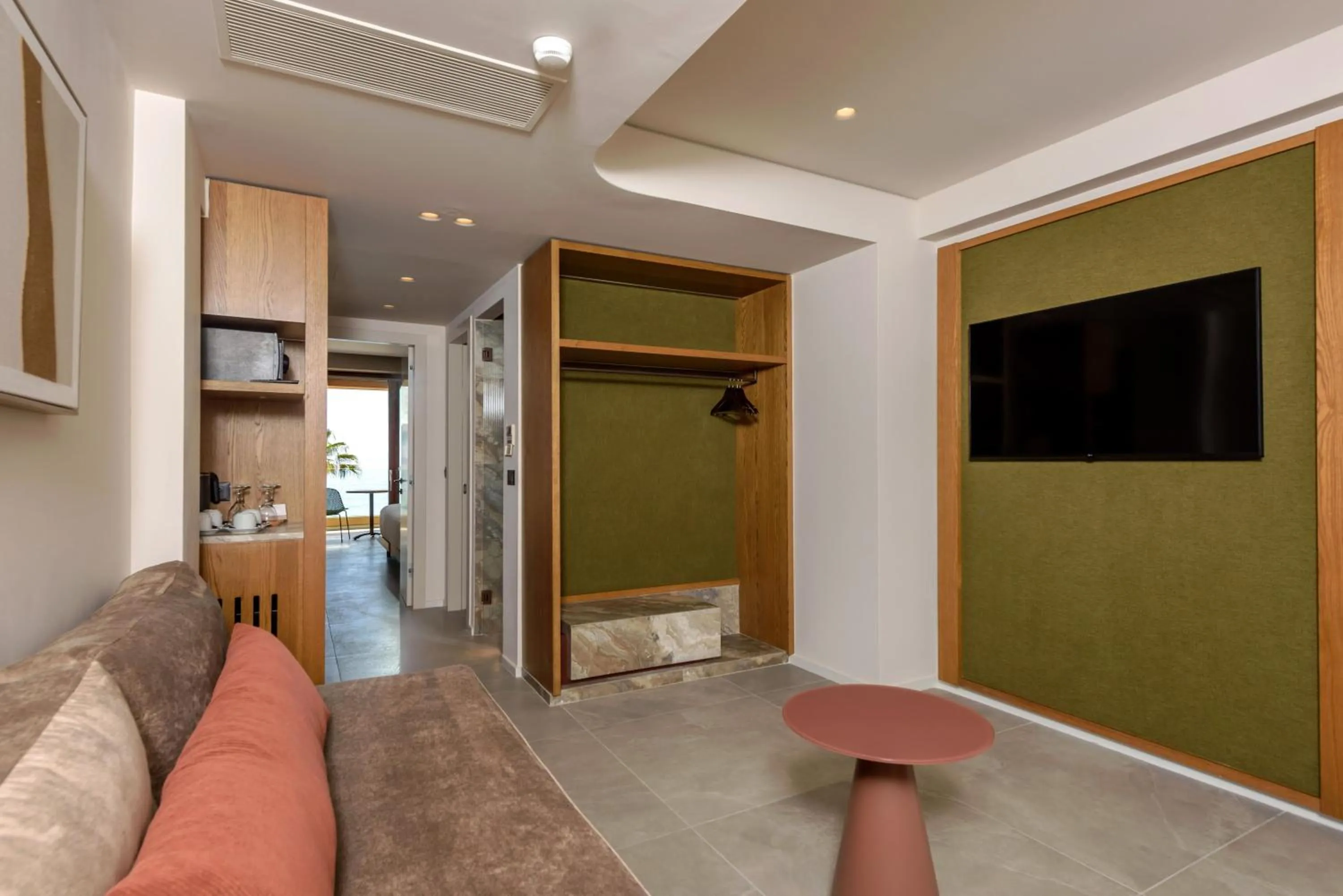 Property building, Bed in Hotel Blue Sea Beach Affiliated by Meliá