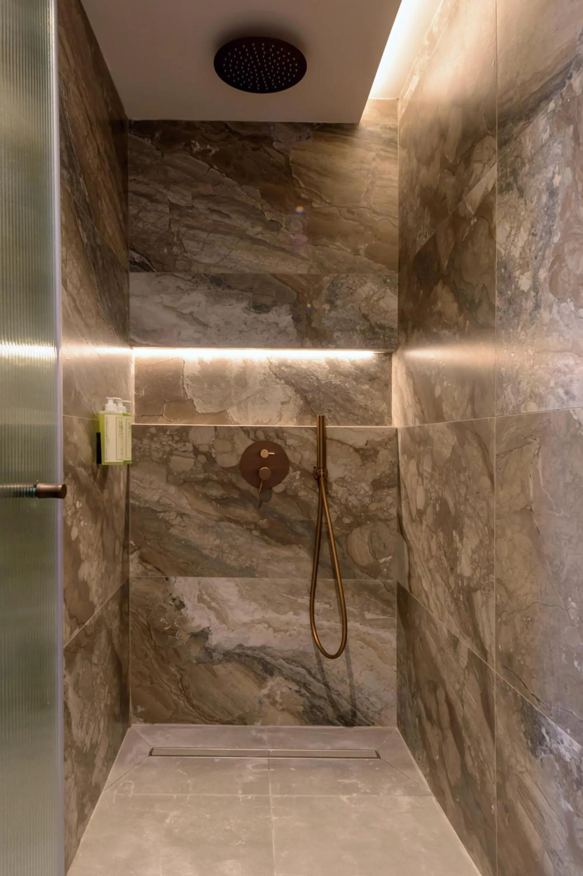 Shower in Hotel Blue Sea Beach Affiliated by Meliá