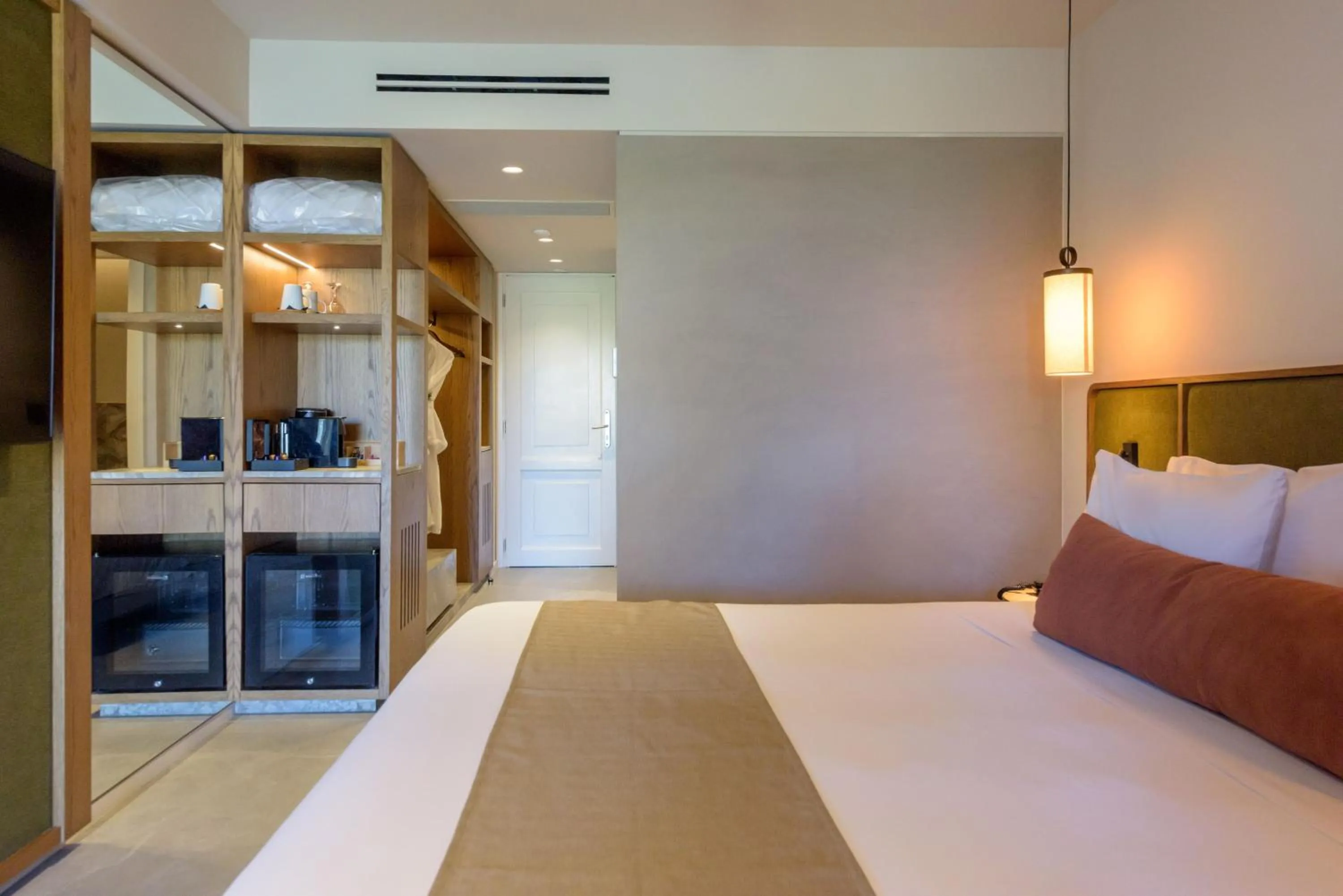 Property building, Bed in Hotel Blue Sea Beach Affiliated by Meliá