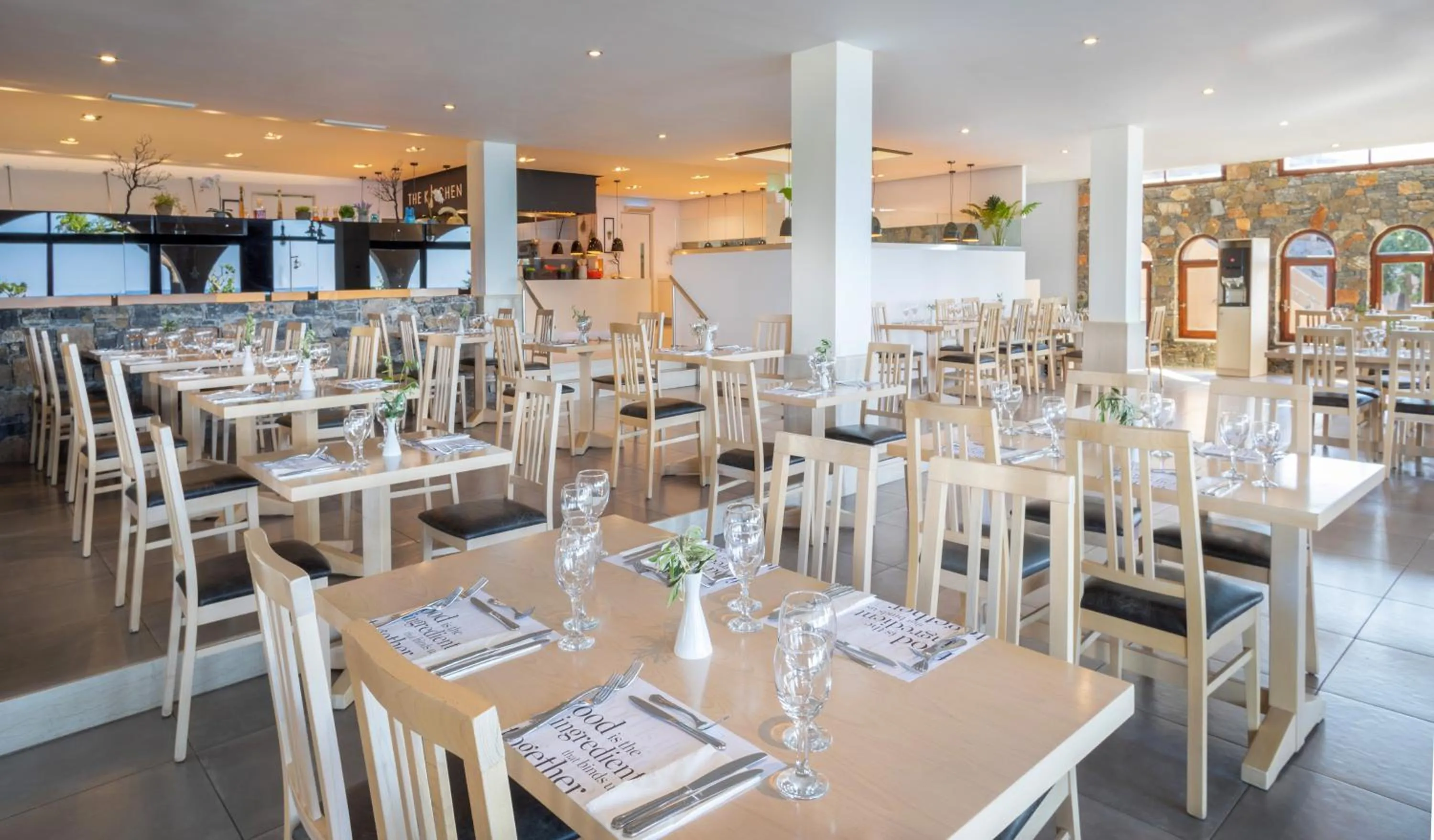 Restaurant/places to eat in Blue Sea Beach Affiliated By Melia