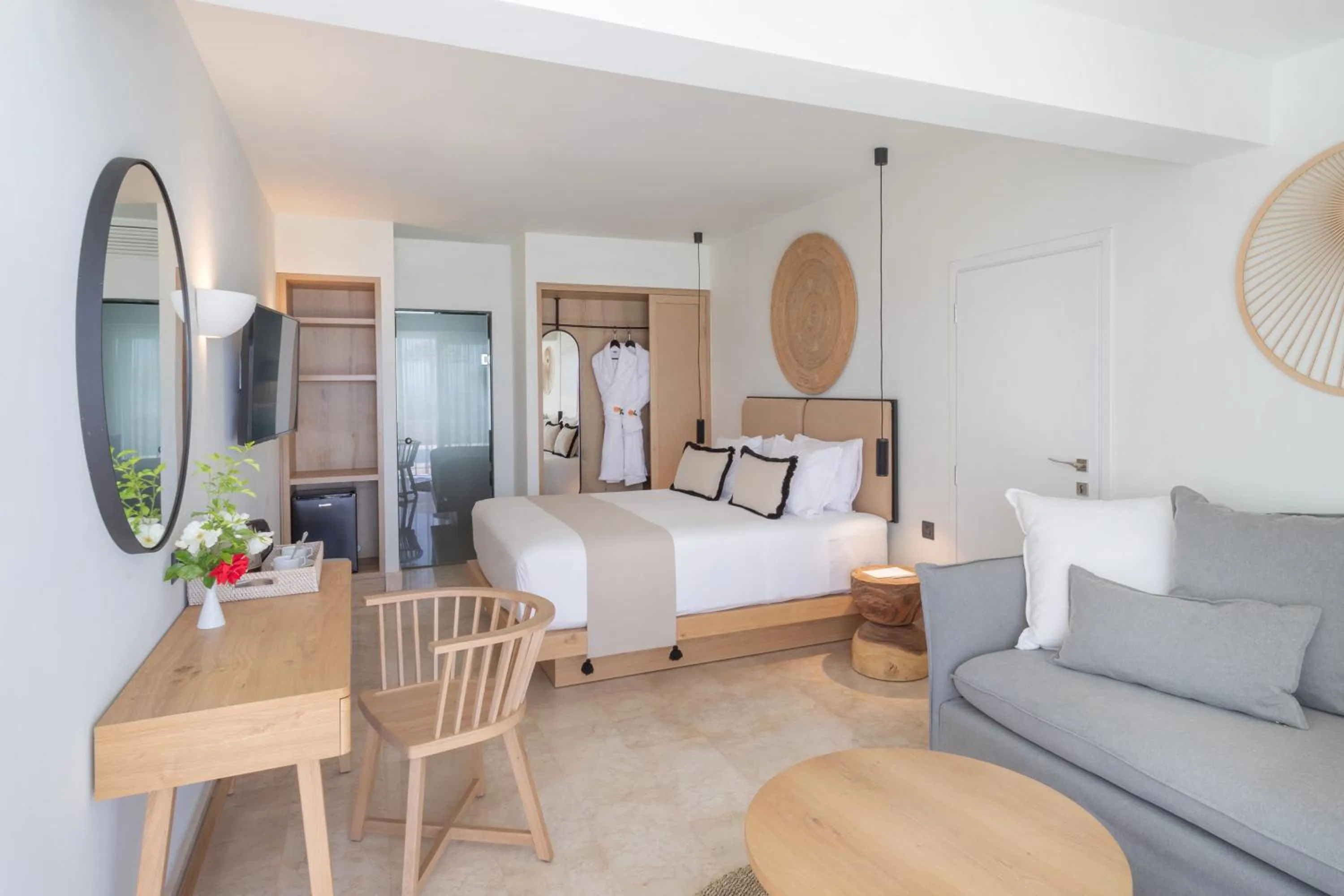 Property building, Bed in Hotel Blue Sea Beach Affiliated by Meliá