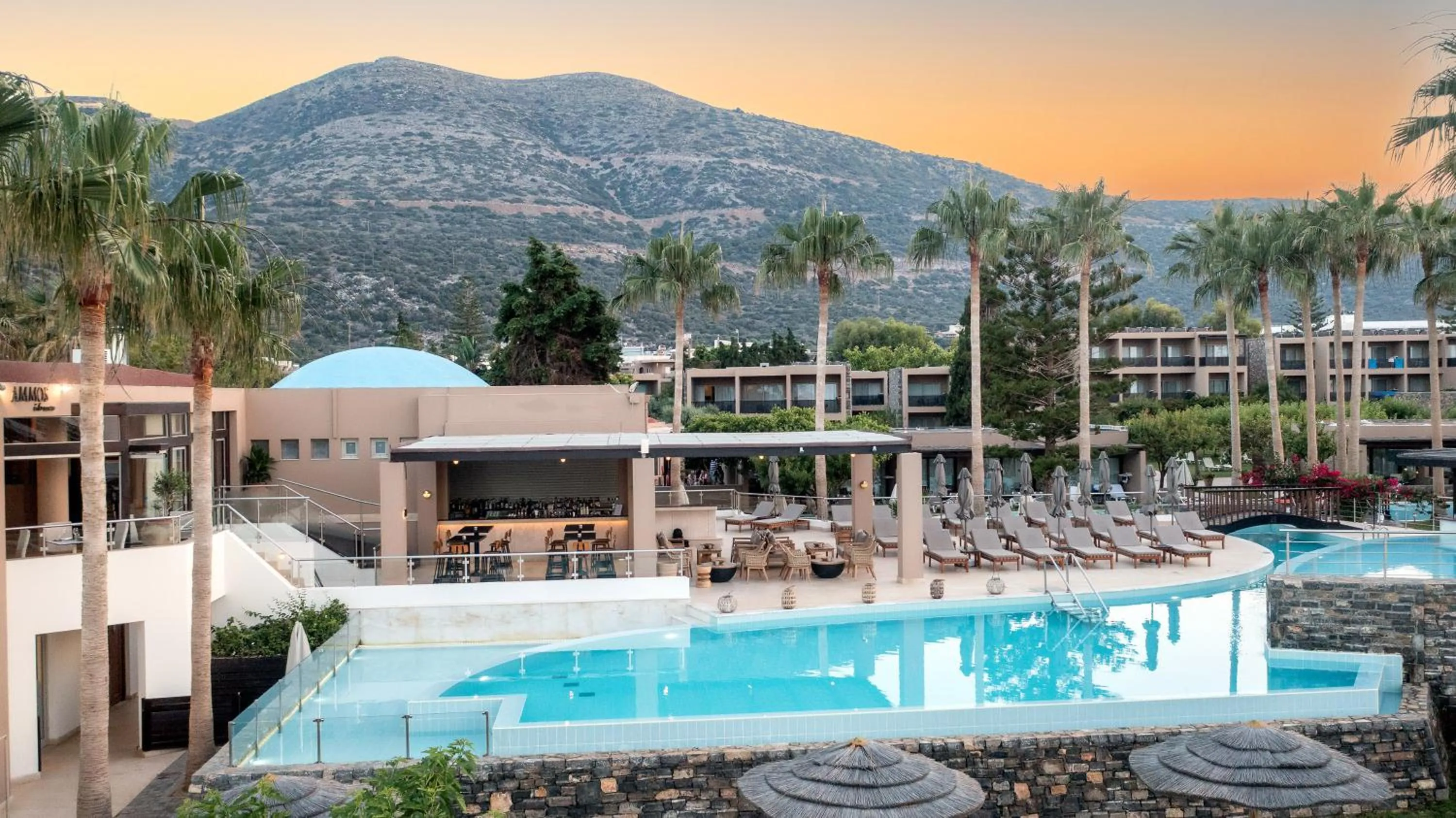 Swimming pool in Blue Sea Beach Affiliated By Melia