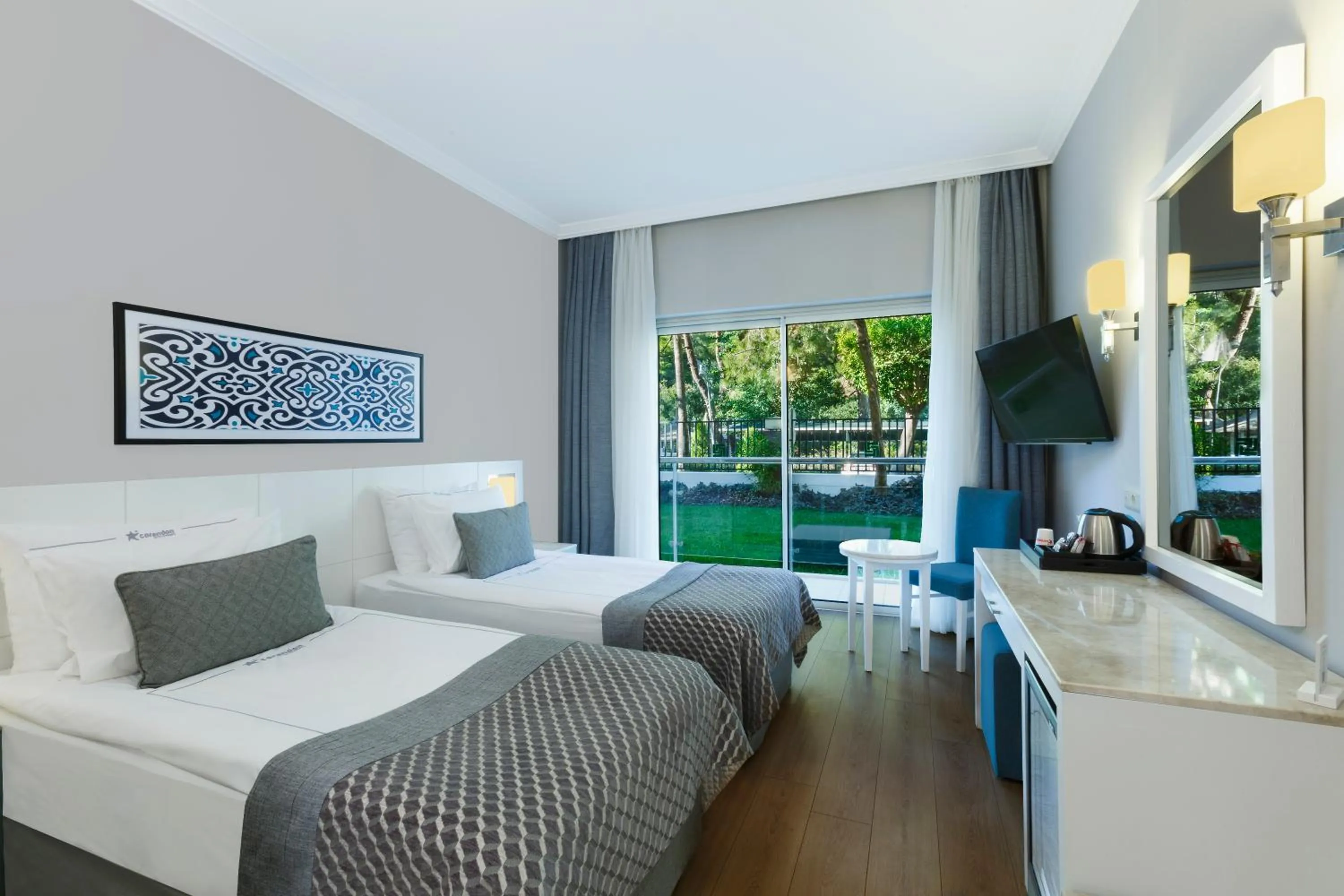 Bedroom, Bed in Corendon Playa Kemer Hotel