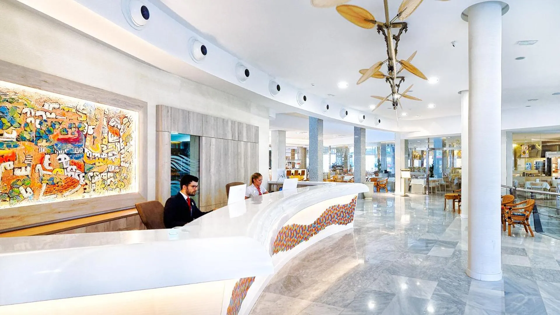 Lobby or reception in Bull Escorial & SPA