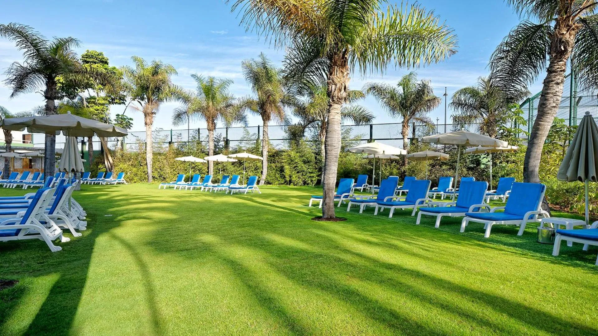 Garden in Bull Escorial & SPA