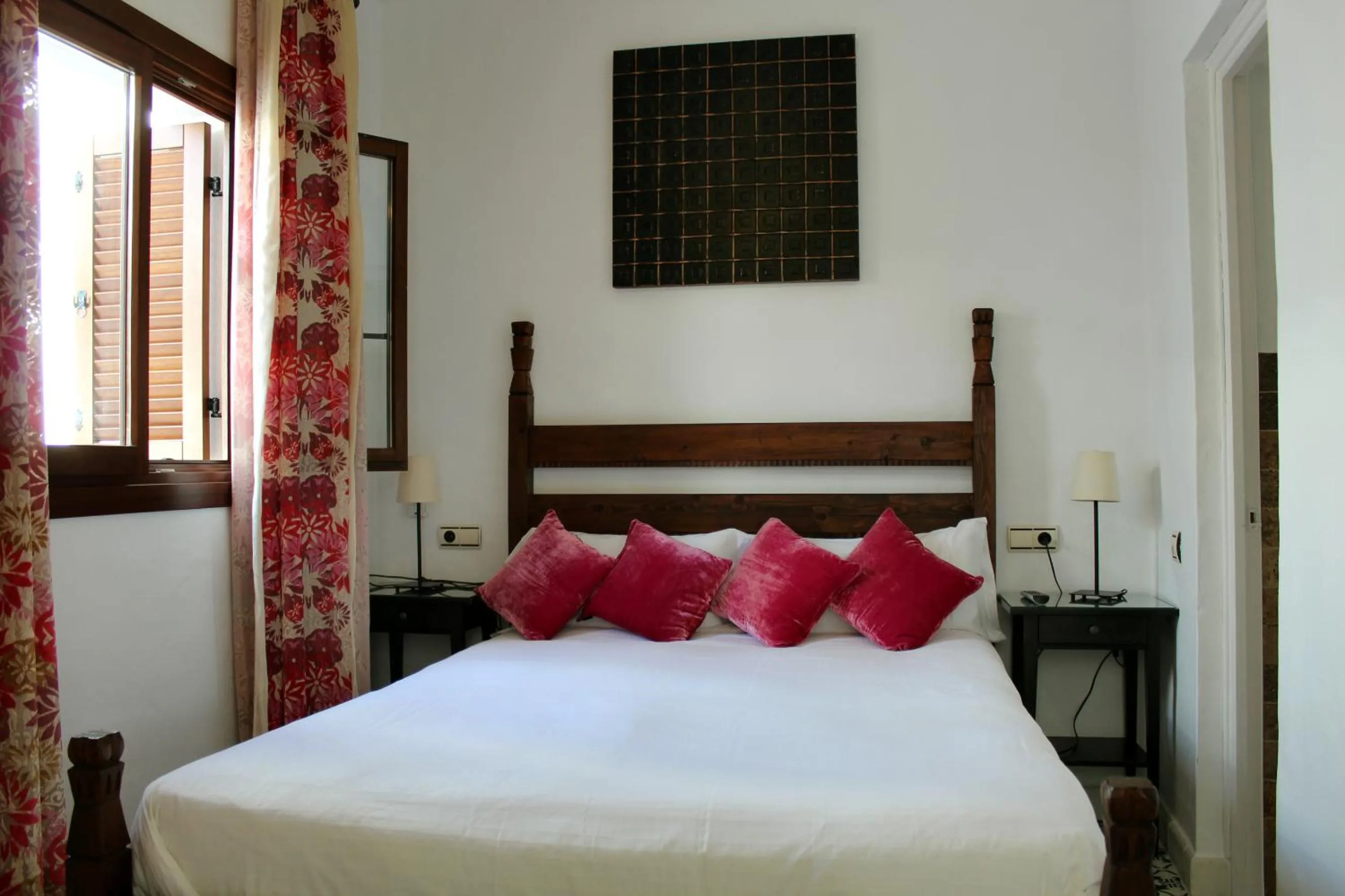 Bed in Hostal Extramuros