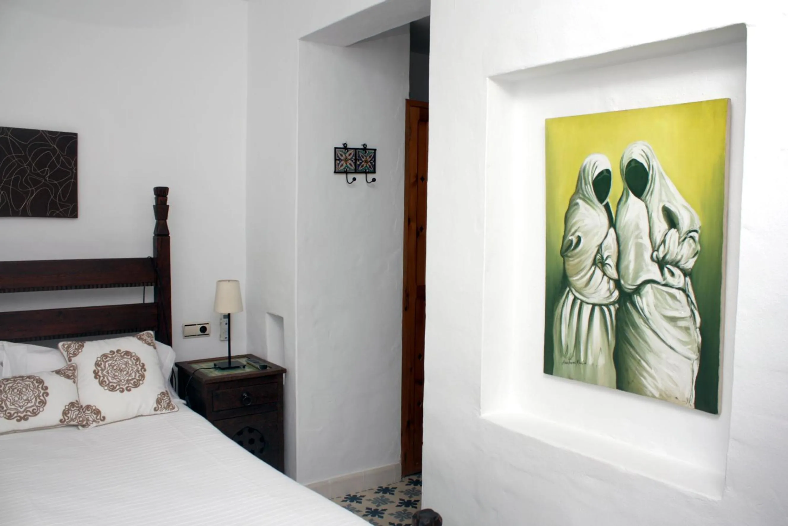 Decorative detail, Bed in Hostal Extramuros