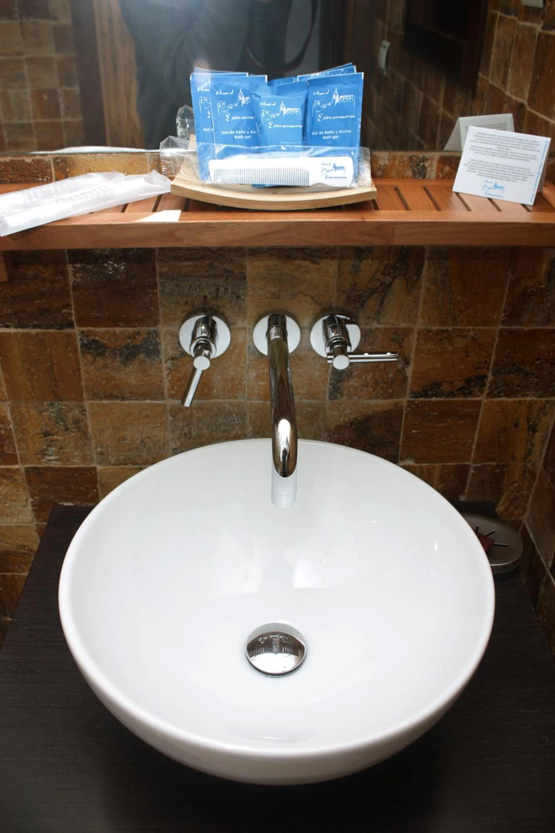 Bathroom in Hostal Extramuros