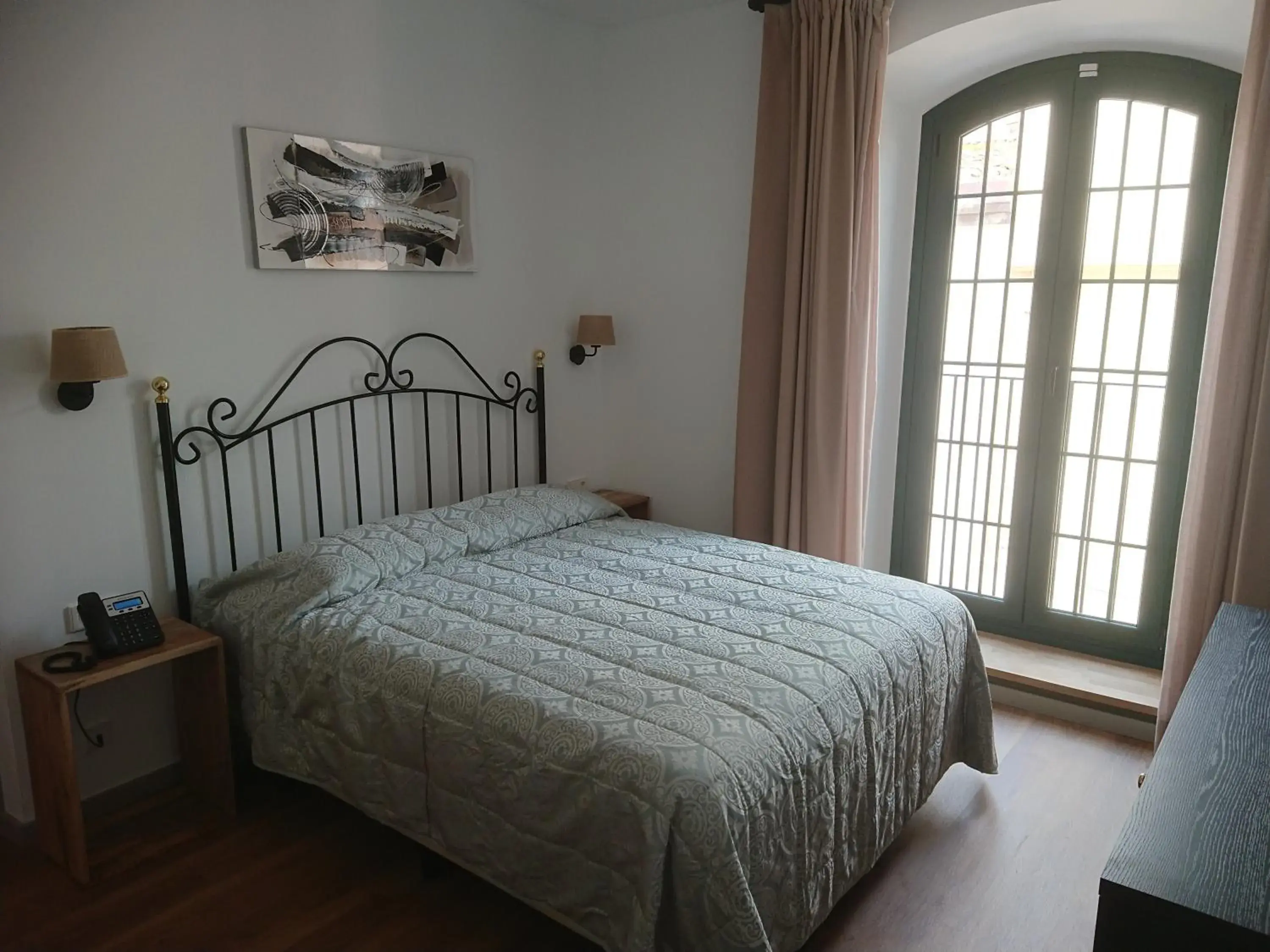 Deluxe Double Room in Jardi de Pedra Deluxe Double Room in Jardi de Pedra