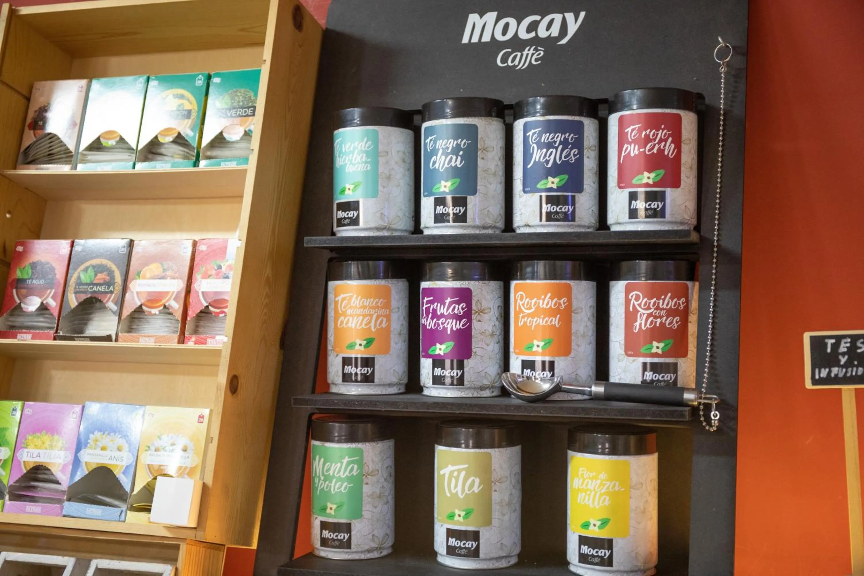 Buffet breakfast in Hotel LB Villa De Cuenca