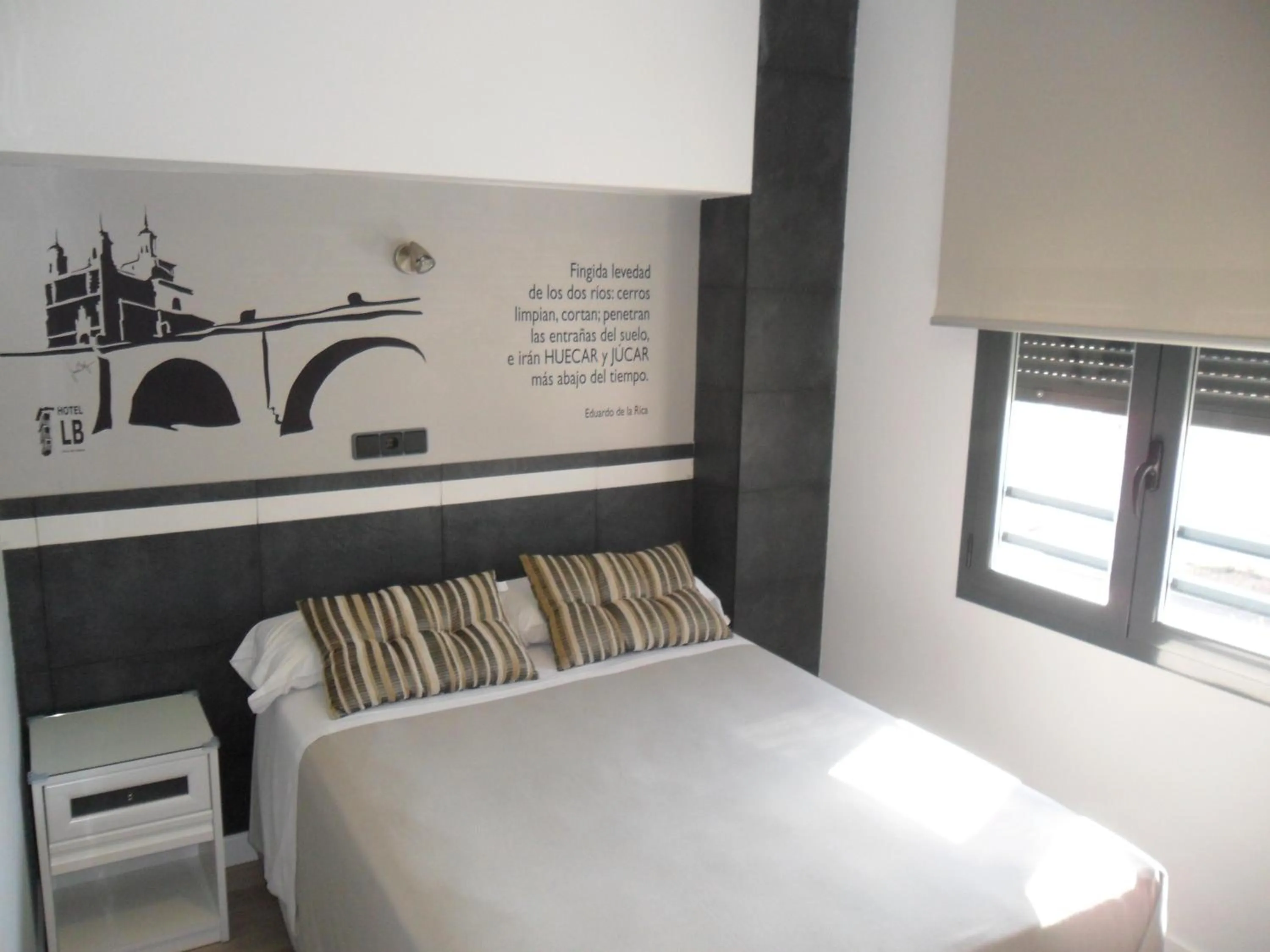 Bedroom, Bed in Hotel LB Villa De Cuenca