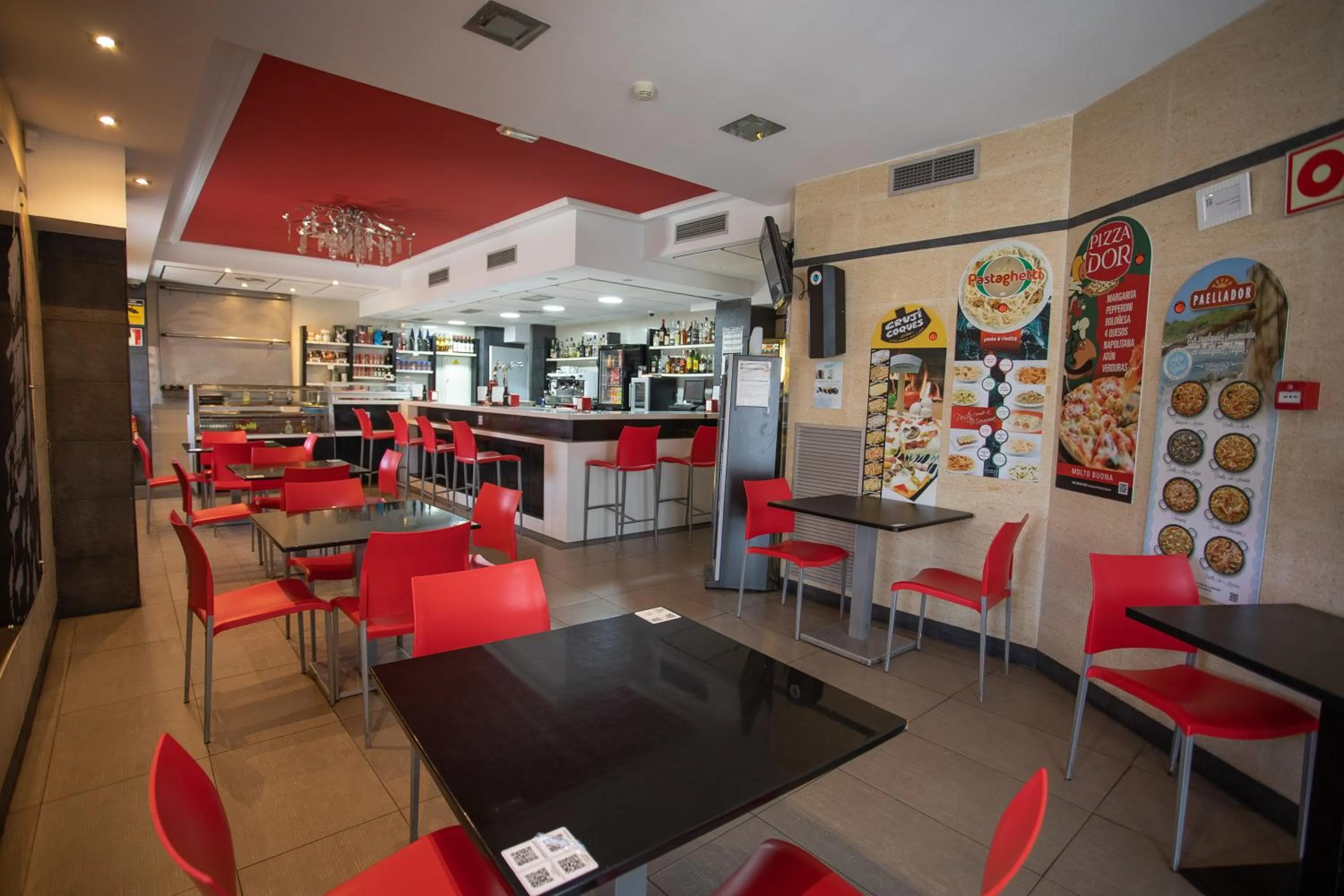 Lounge or bar in Hotel LB Villa De Cuenca