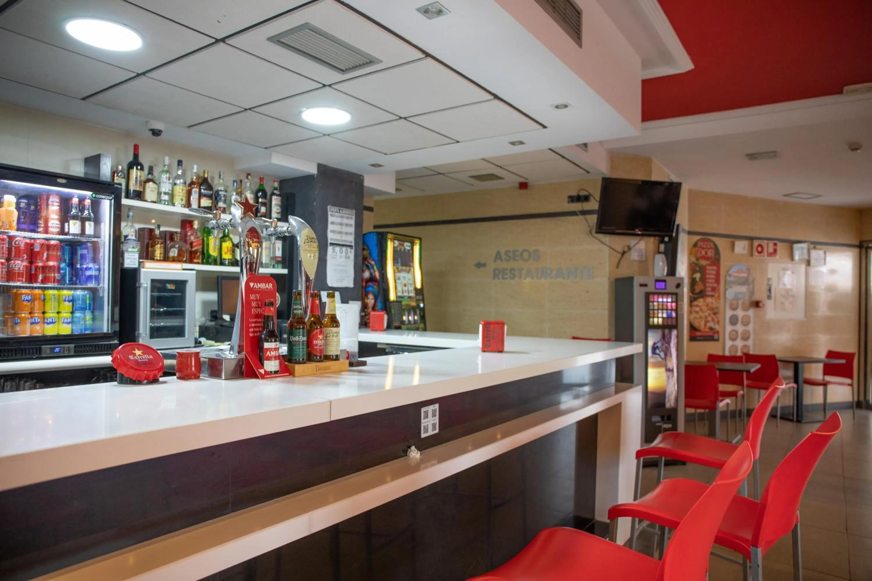 Lounge or bar in Hotel LB Villa De Cuenca