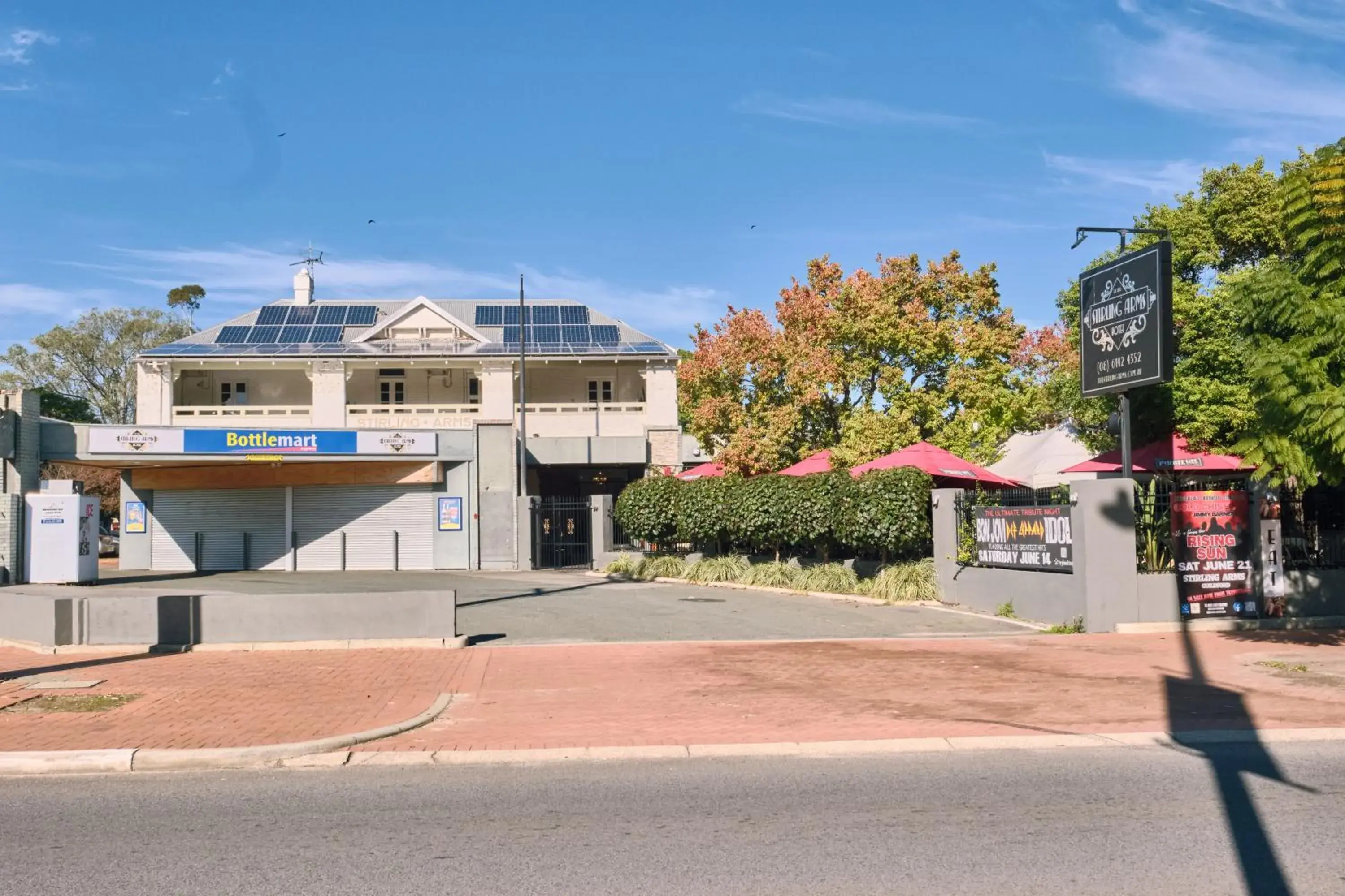 King Studio in The Stirling Arms Hotel King Studio in The Stirling Arms Hotel