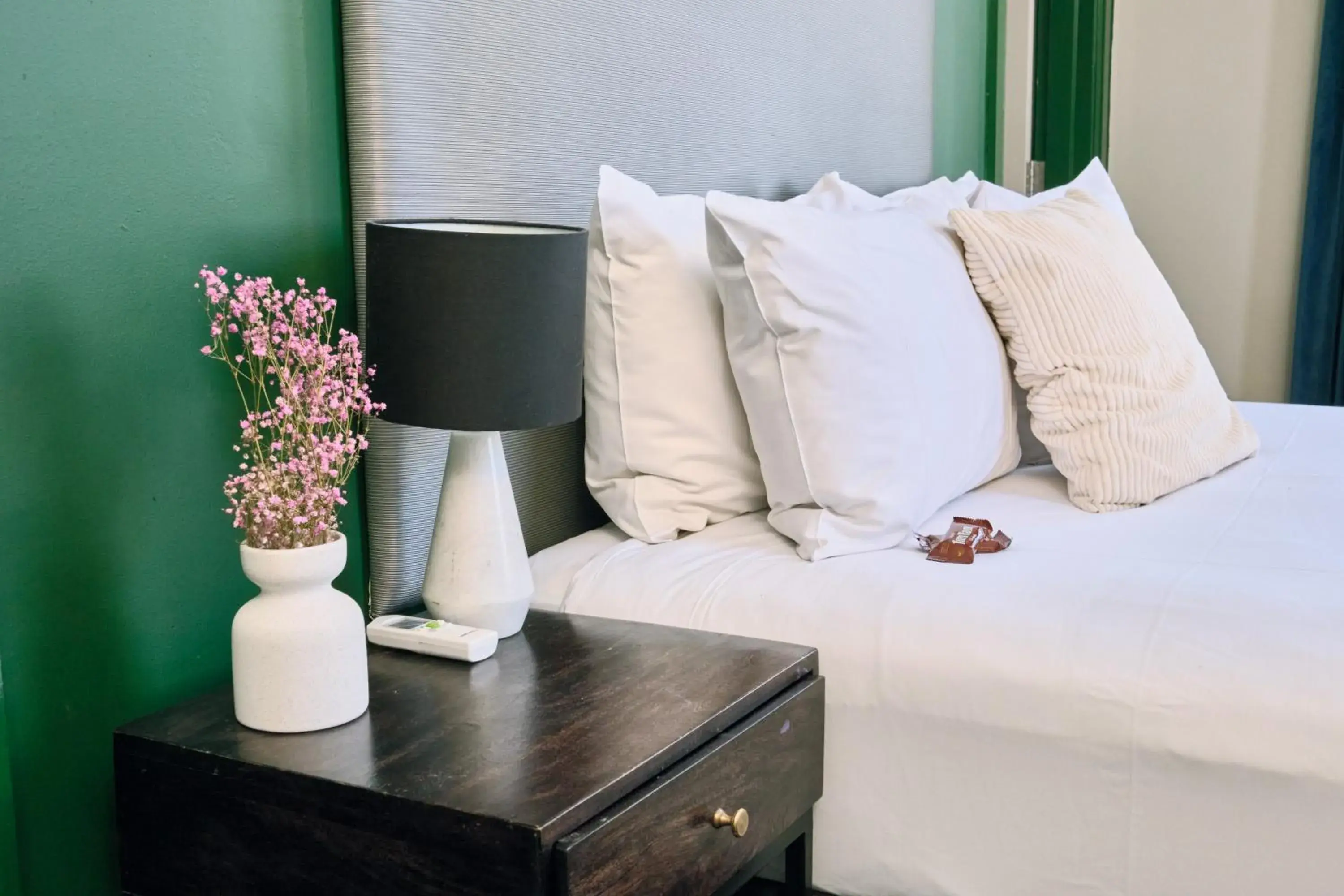 Bed in The Stirling Arms Hotel Bed in The Stirling Arms Hotel