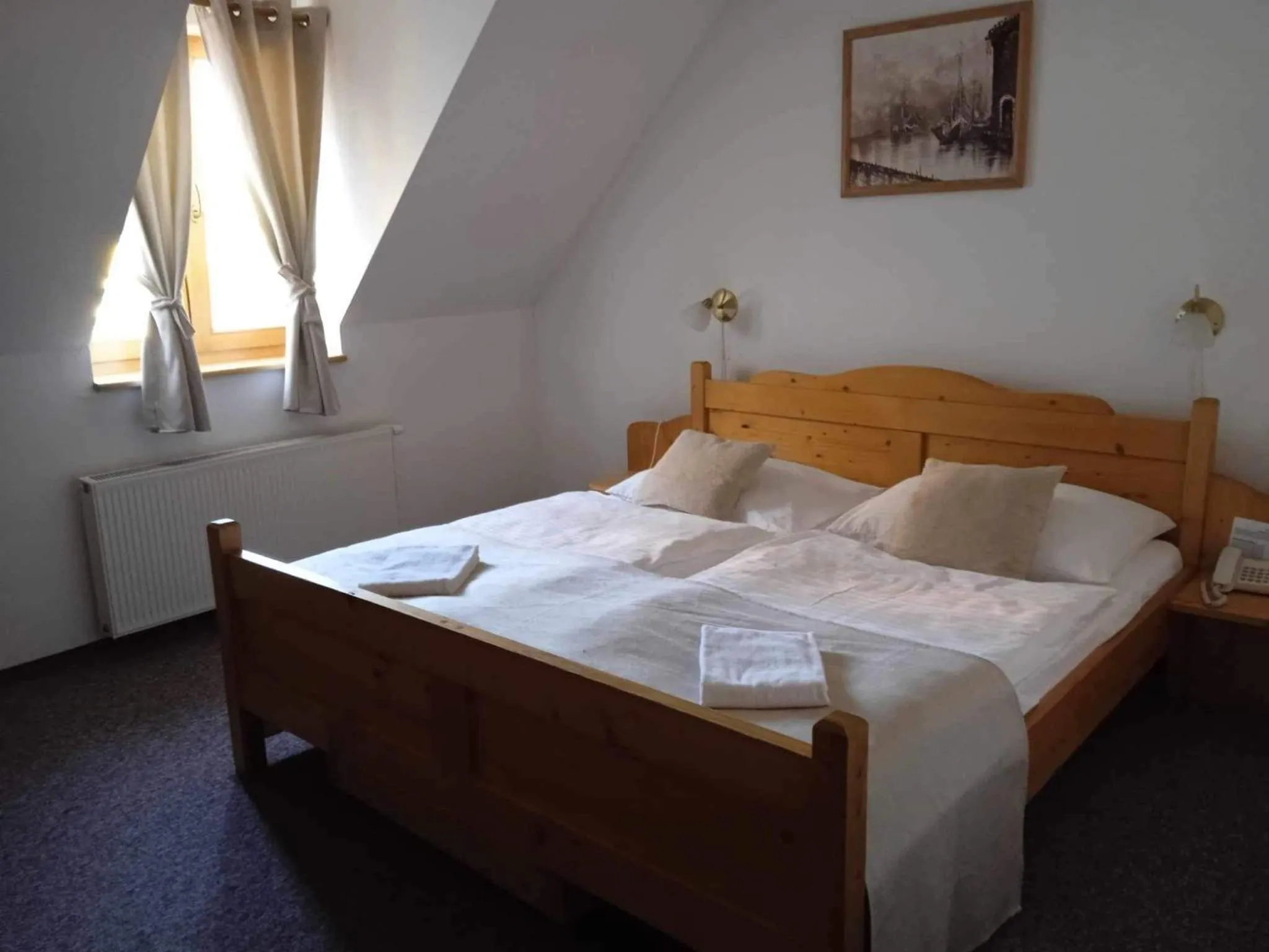 Toilet, Bed in Hotel Koliba