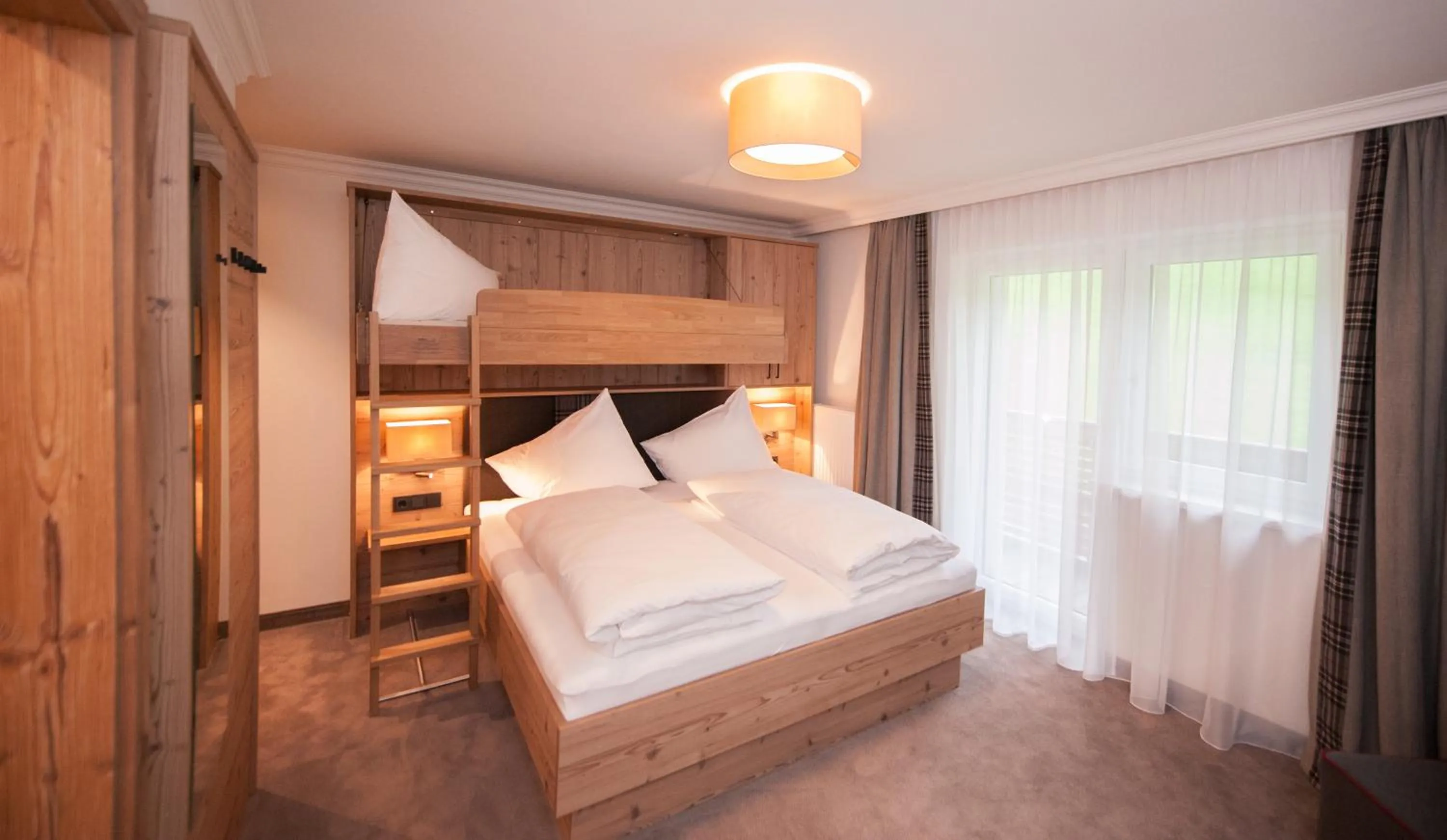 Bed in Hotel Birkenhof