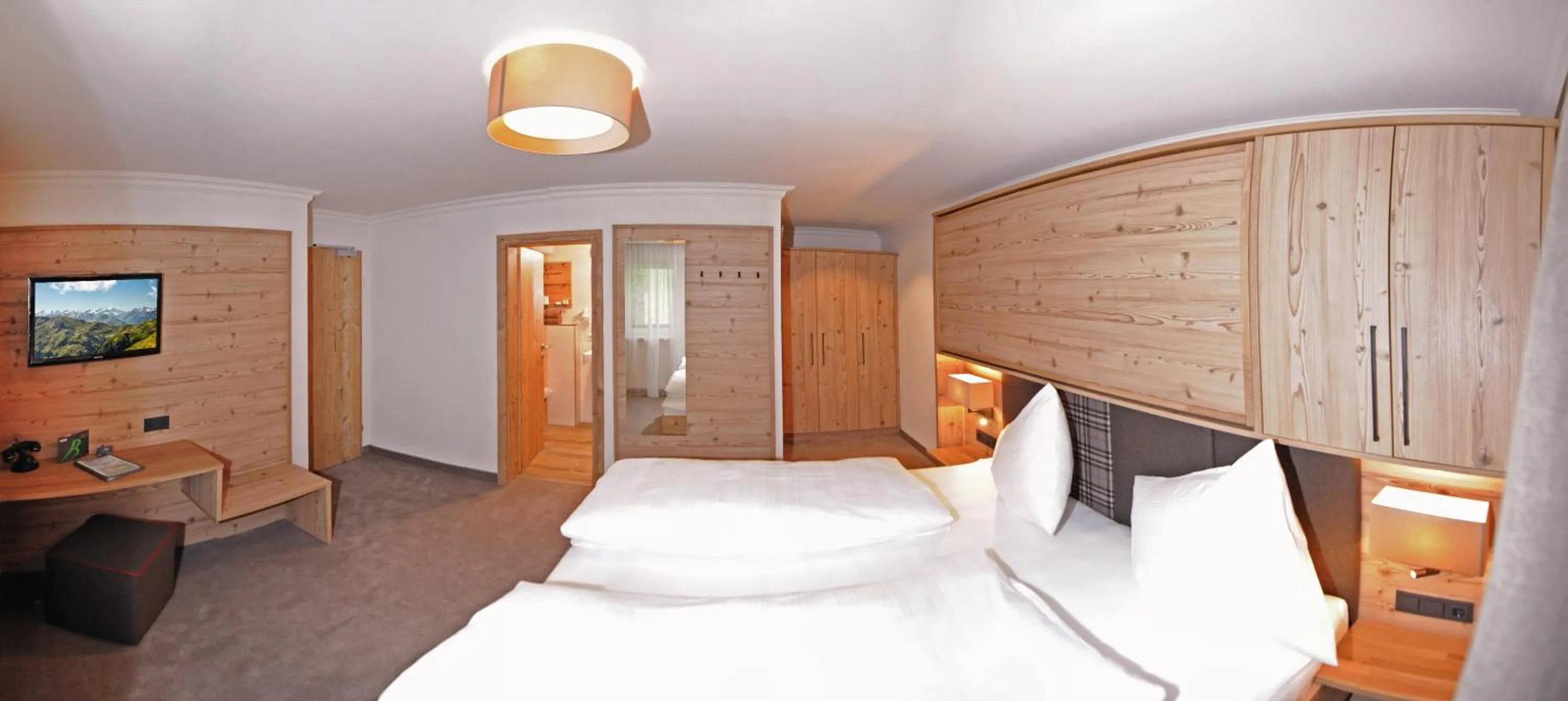 Bed in Hotel Birkenhof